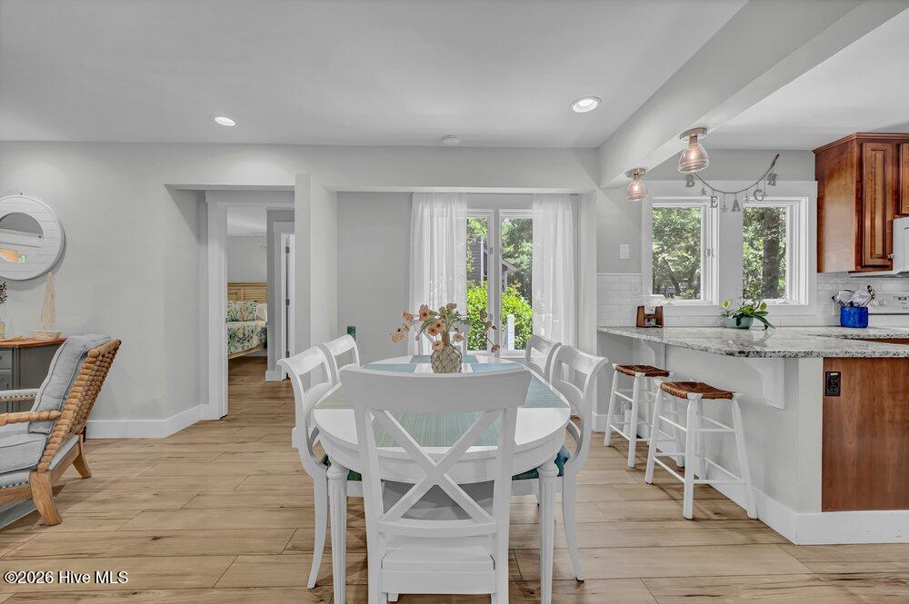 818 Indigo Village Court Property Photo 13
