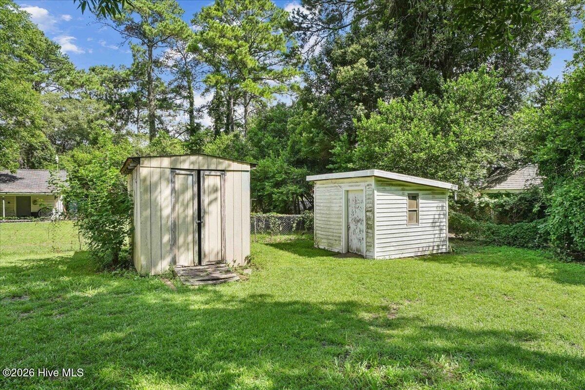 1506 E Holly Street Property Photo 10