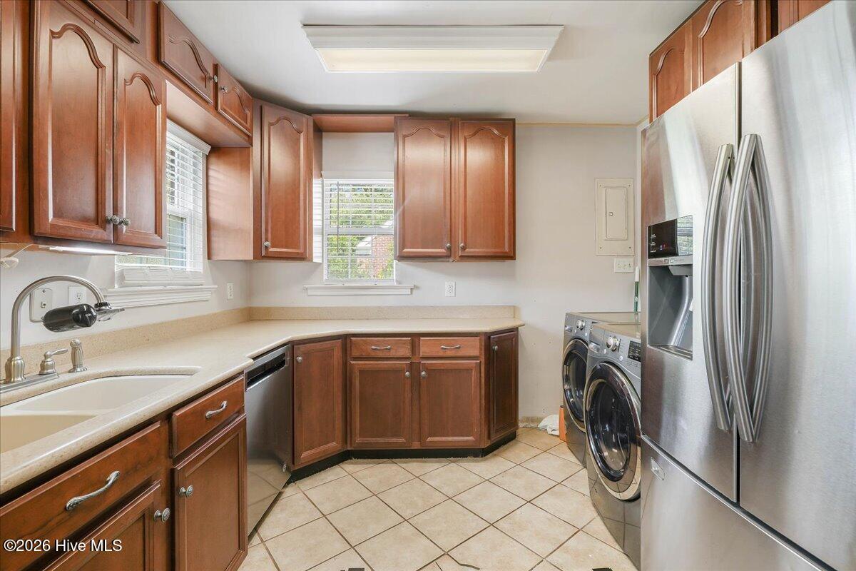 1506 E Holly Street Property Photo 25