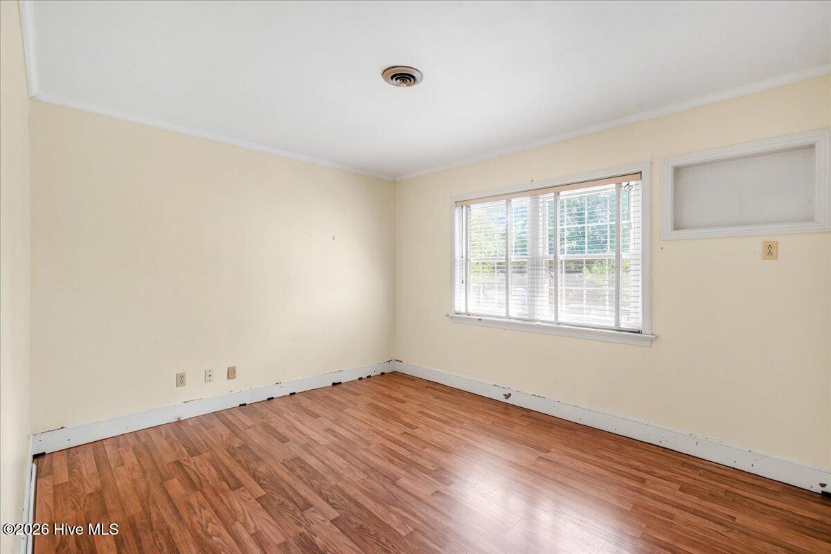 1506 E Holly Street Property Photo 30