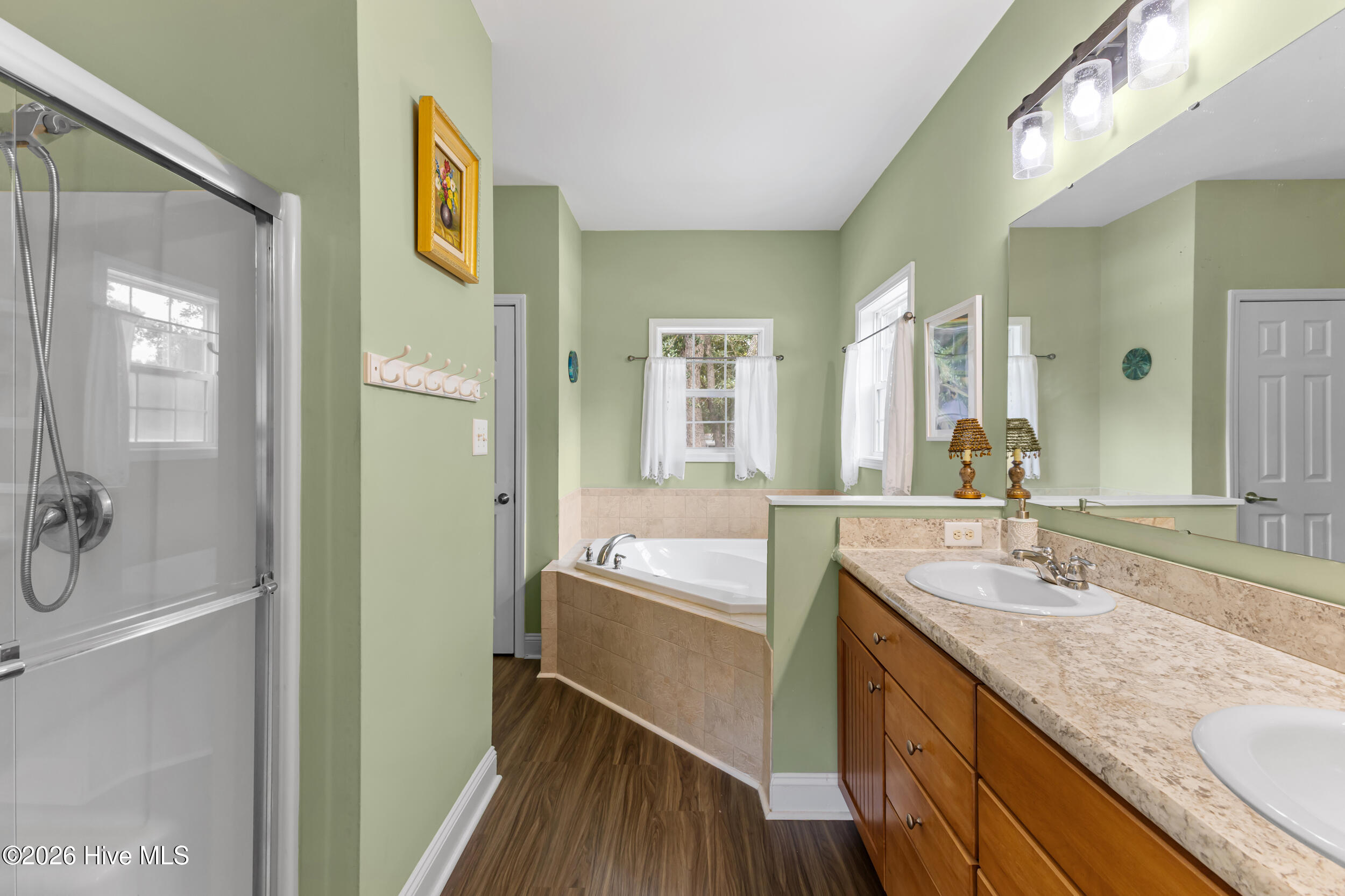500 Bishop Drive Property Photo 16