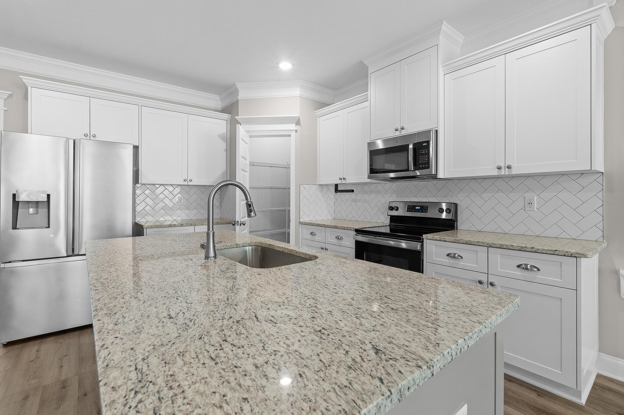 234 Linsmore Avenue Property Photo 10