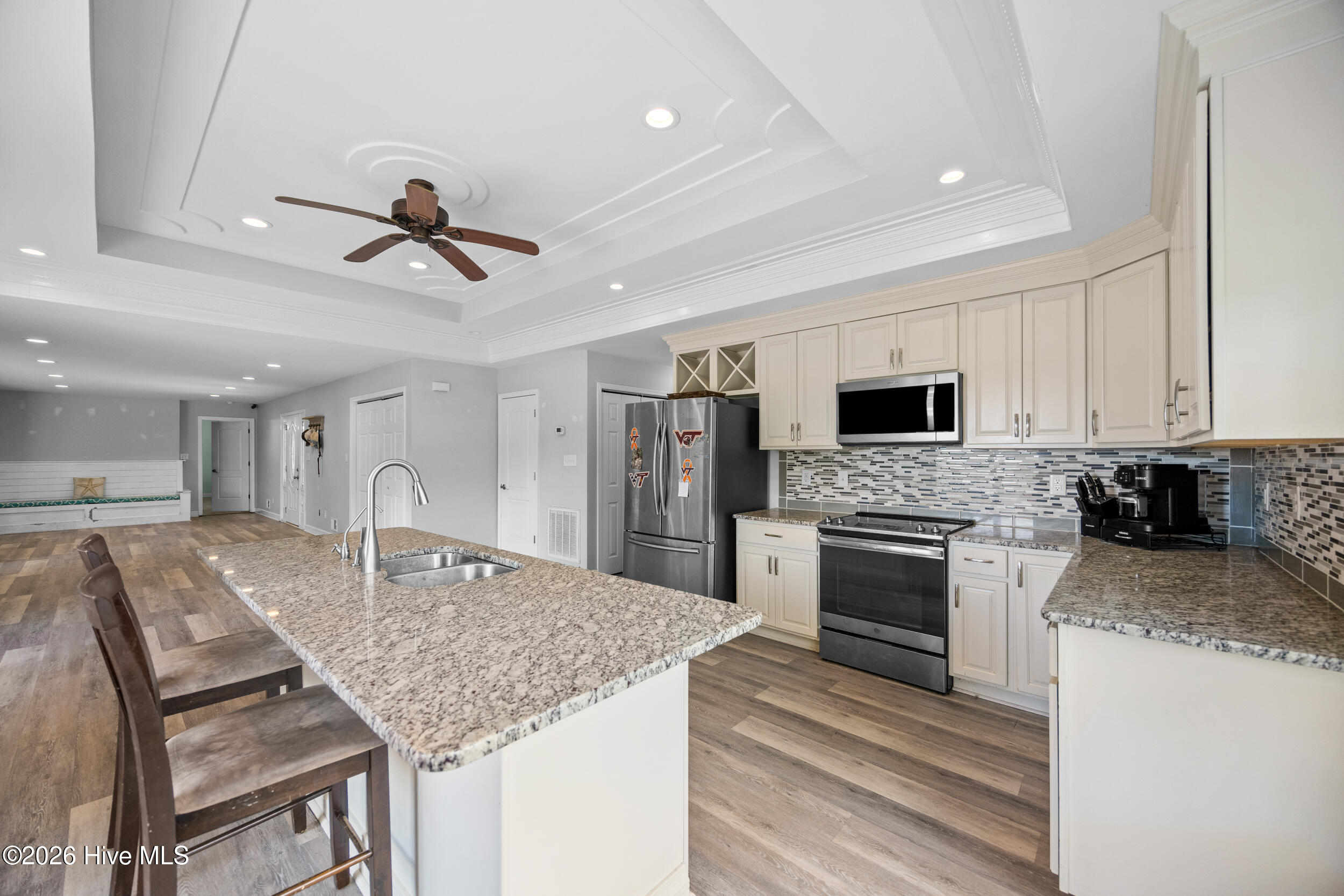 667 Hughes Road Property Photo 13