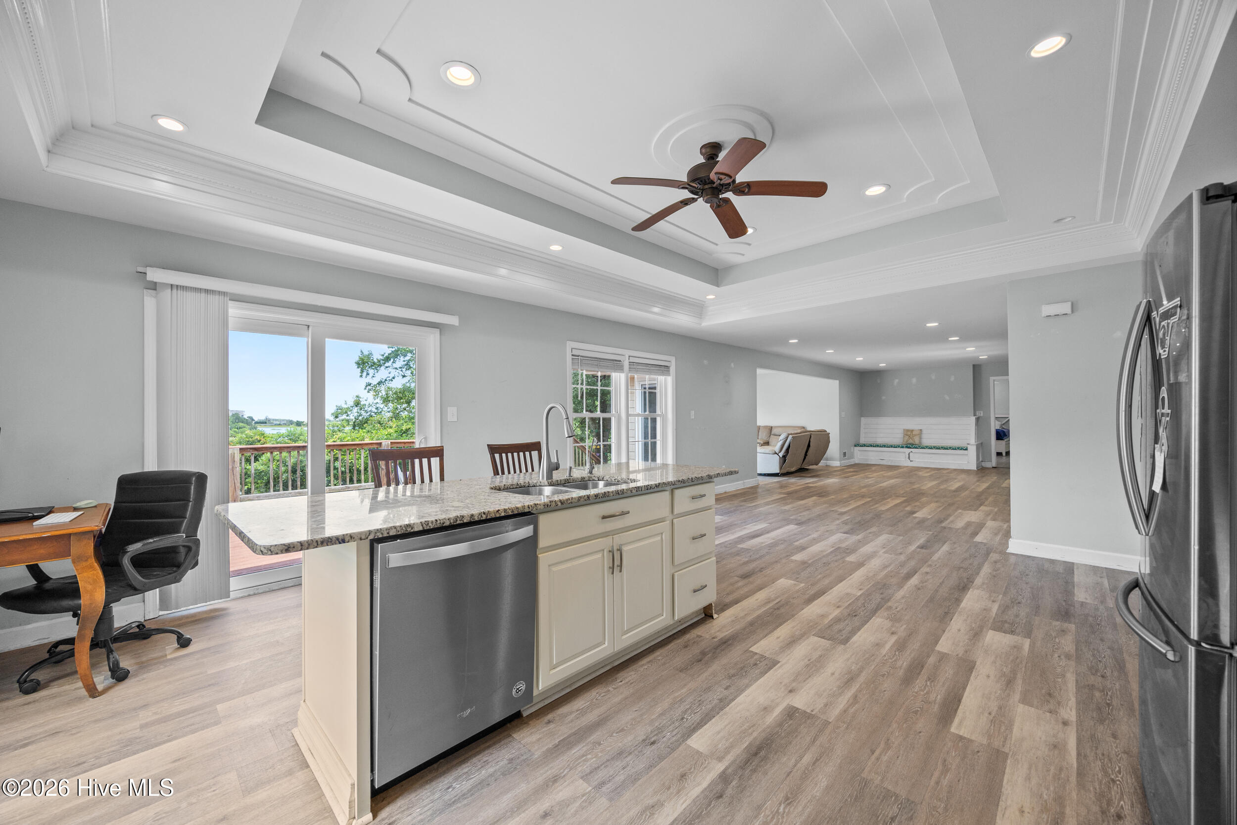 667 Hughes Road Property Photo 14