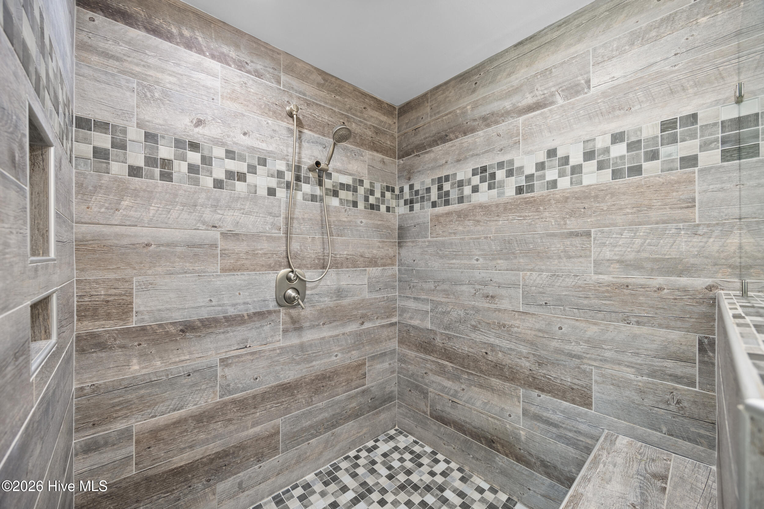 667 Hughes Road Property Photo 23