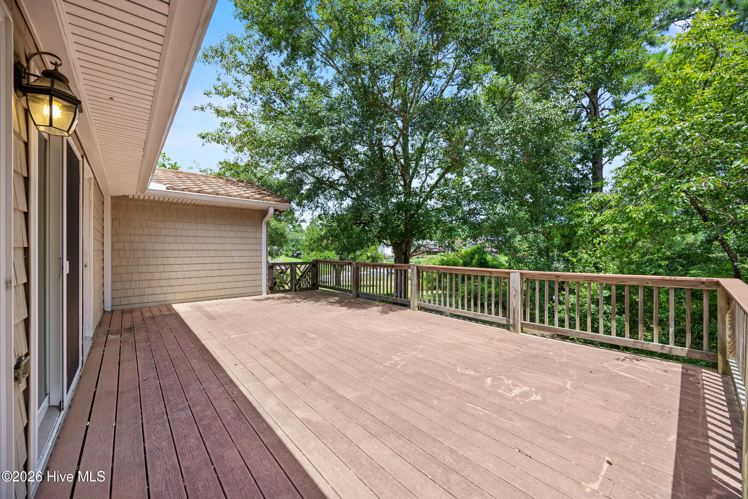 667 Hughes Road Property Photo 32