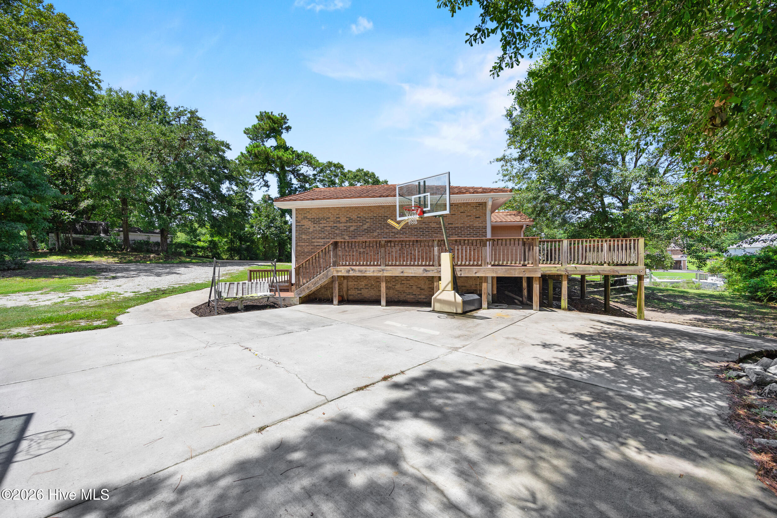 667 Hughes Road Property Photo 34
