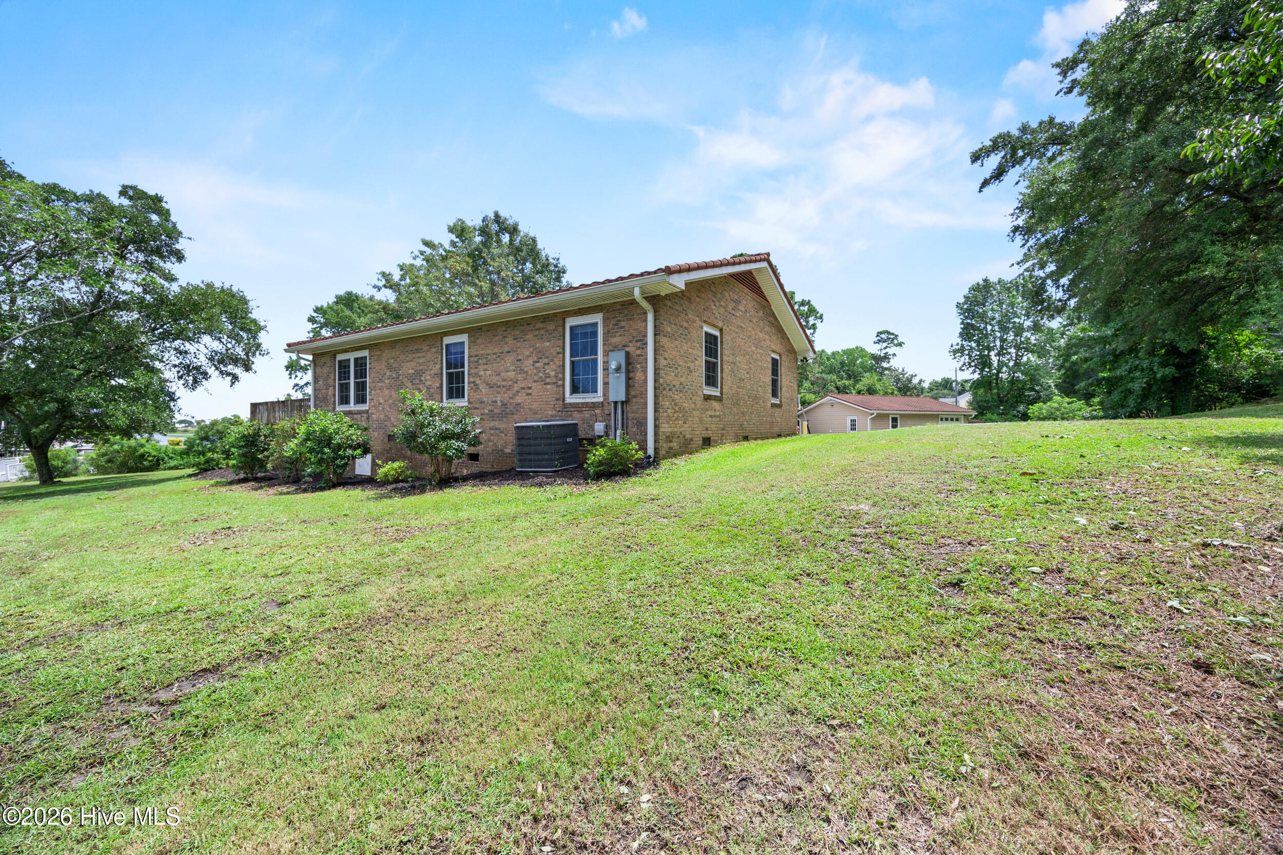 667 Hughes Road Property Photo 42