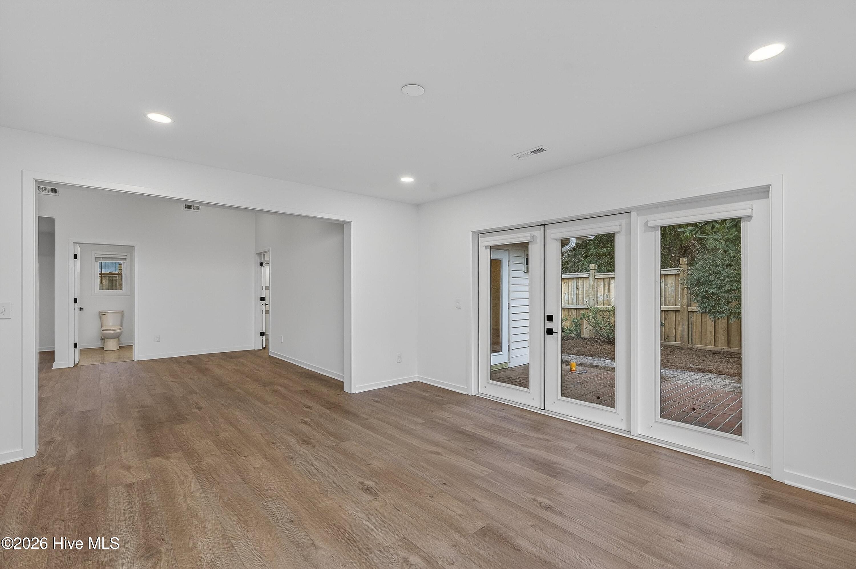 6729 Cable Car Lane Property Photo 14
