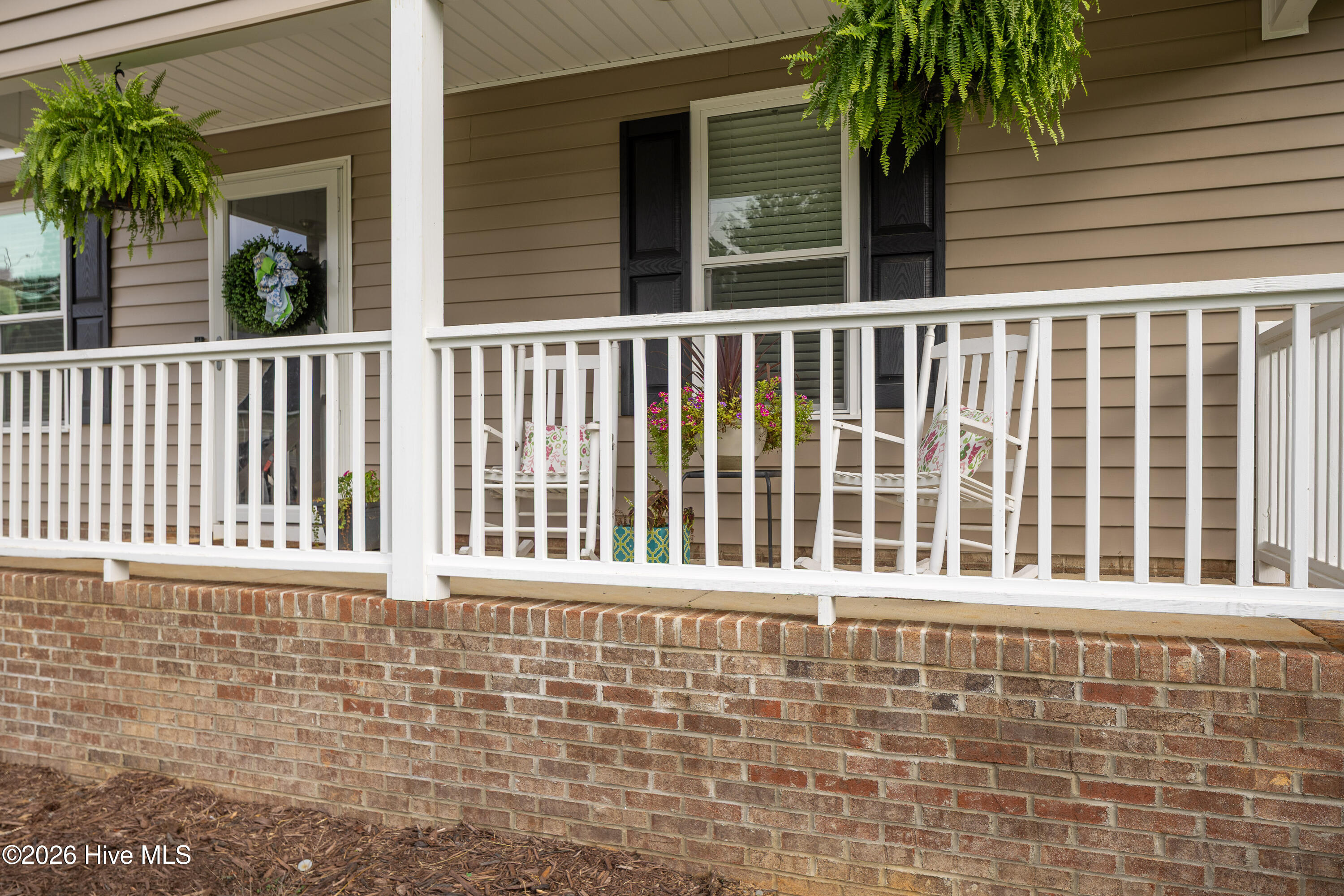 207 Dixie Circle Property Photo 4