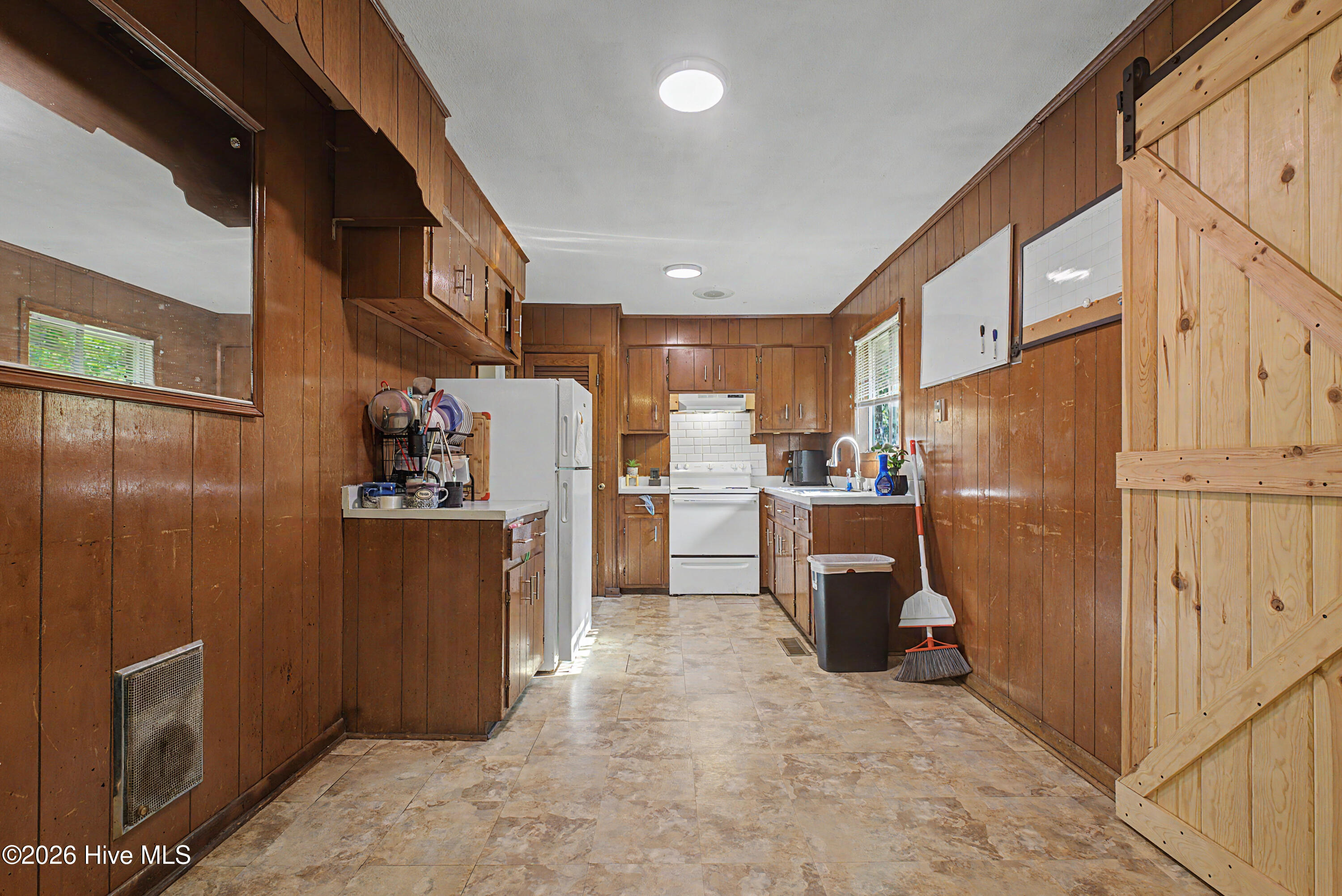307 Wiley Avenue Property Photo 9