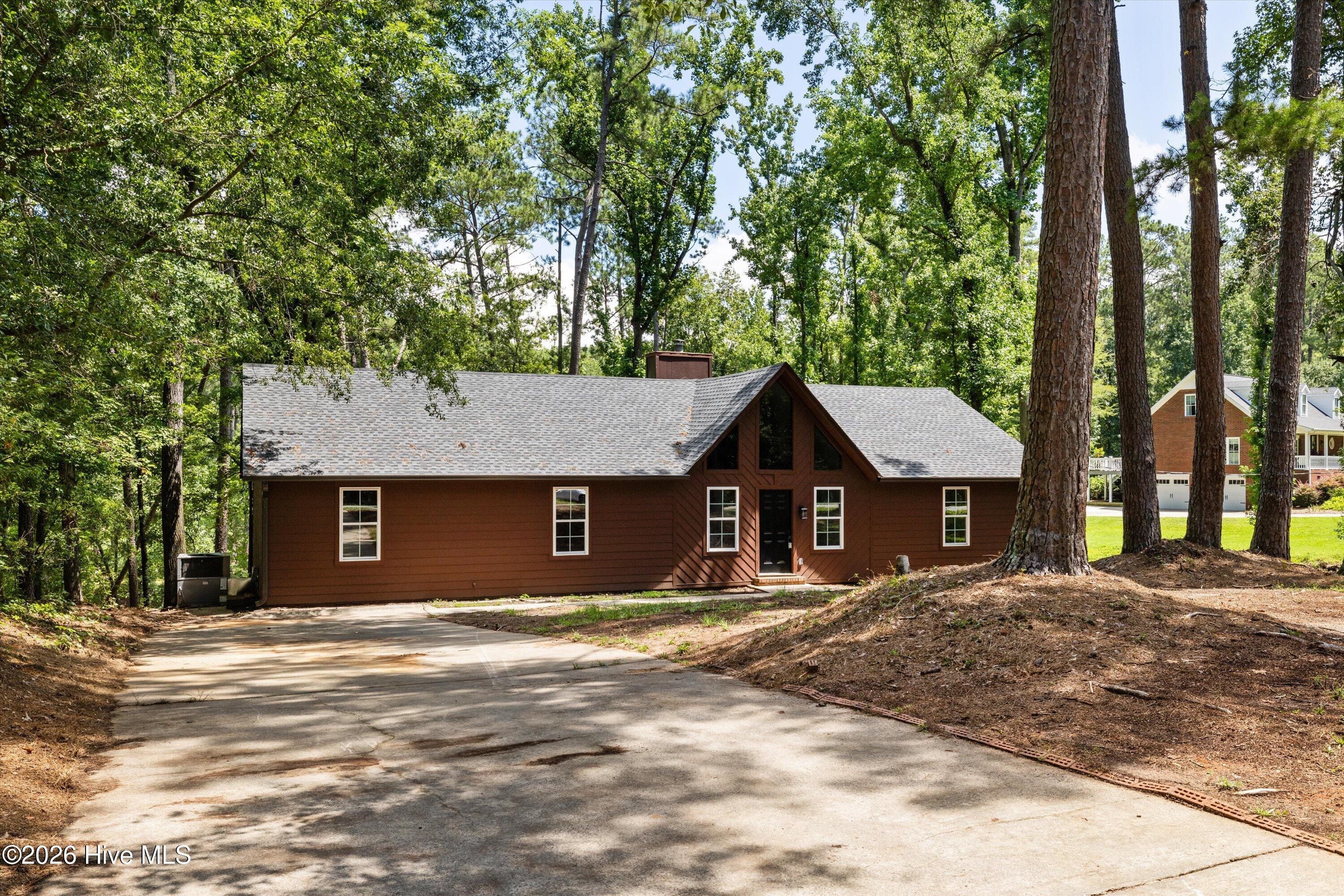 107 Ashwood Drive Property Photo 6