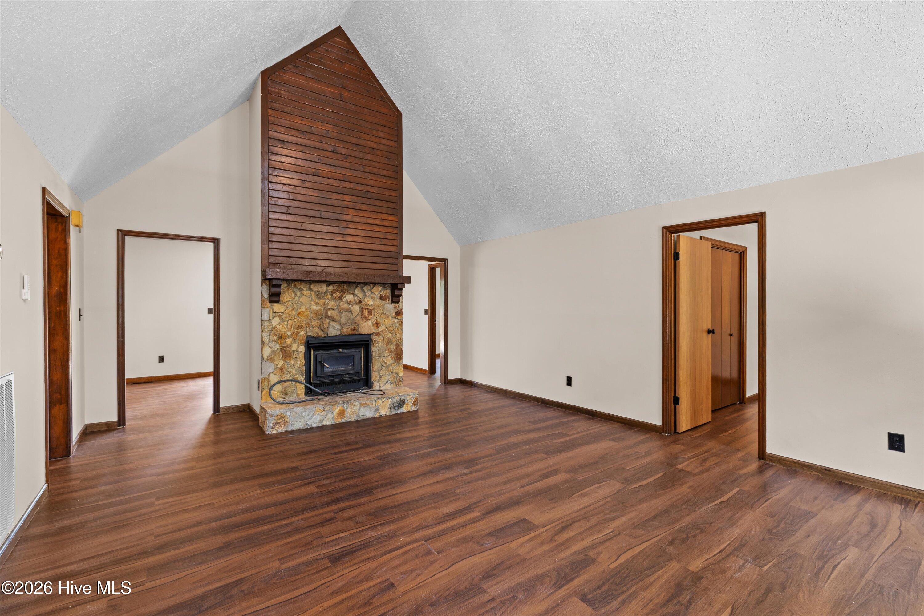 107 Ashwood Drive Property Photo 12