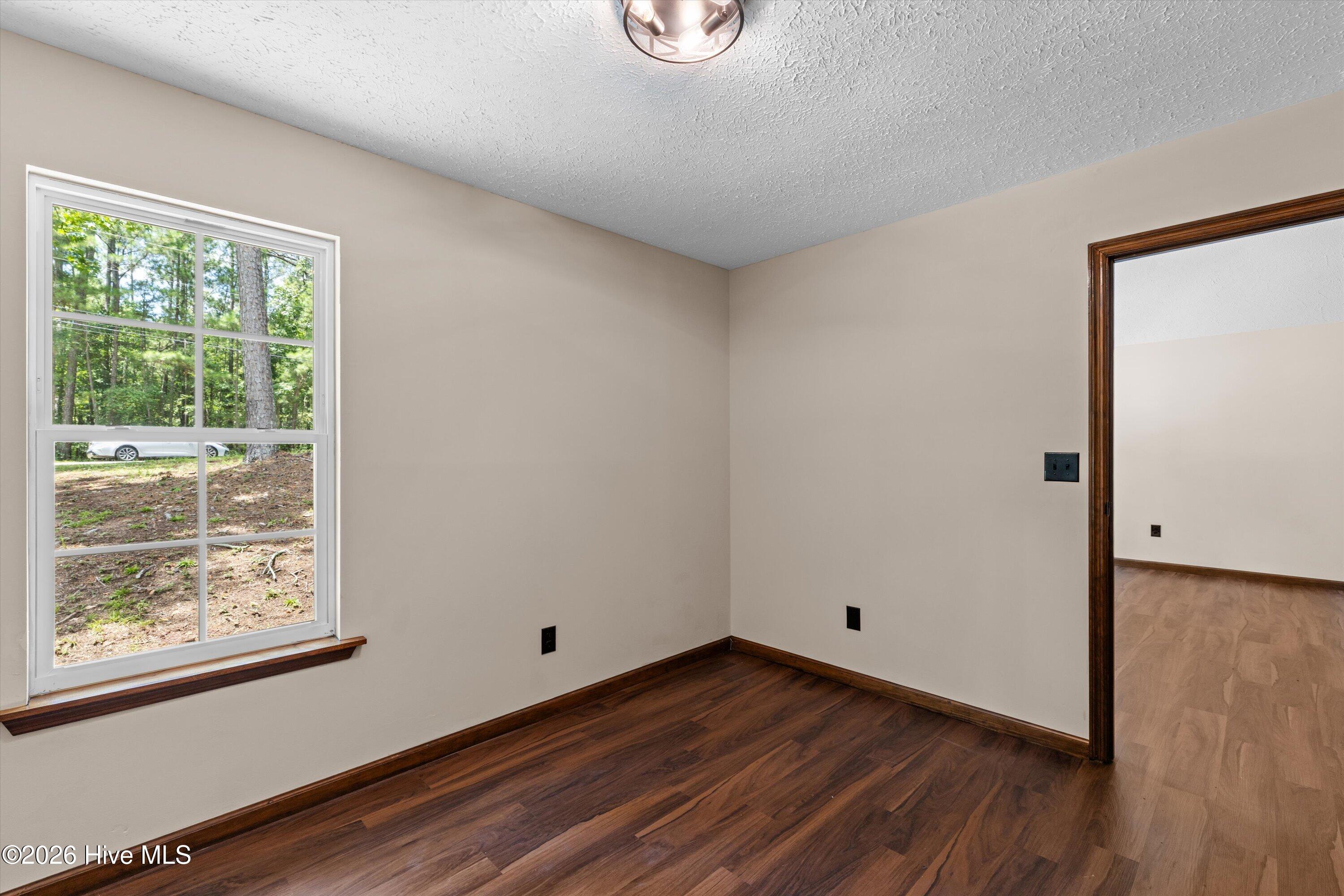 107 Ashwood Drive Property Photo 17