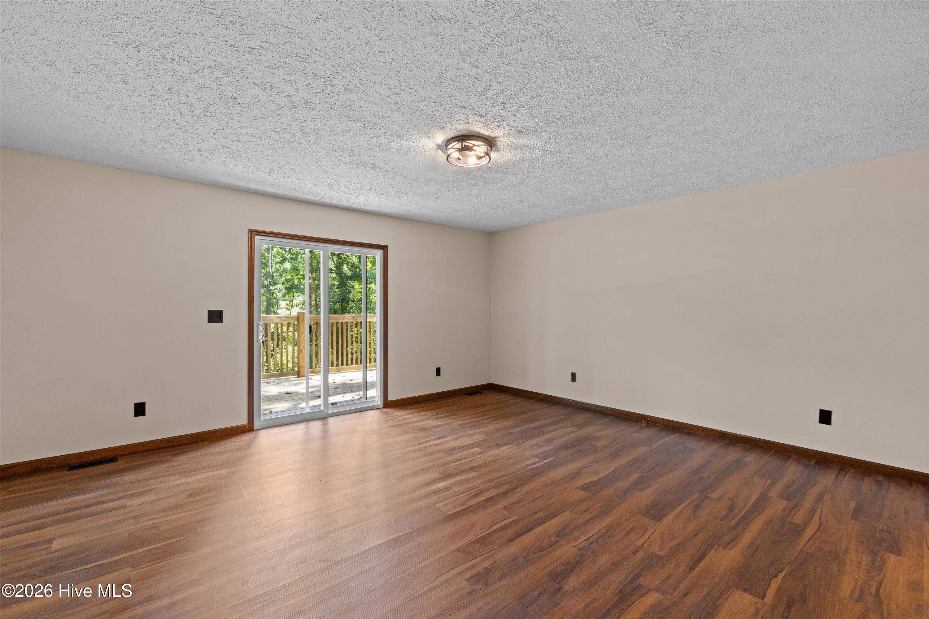 107 Ashwood Drive Property Photo 34