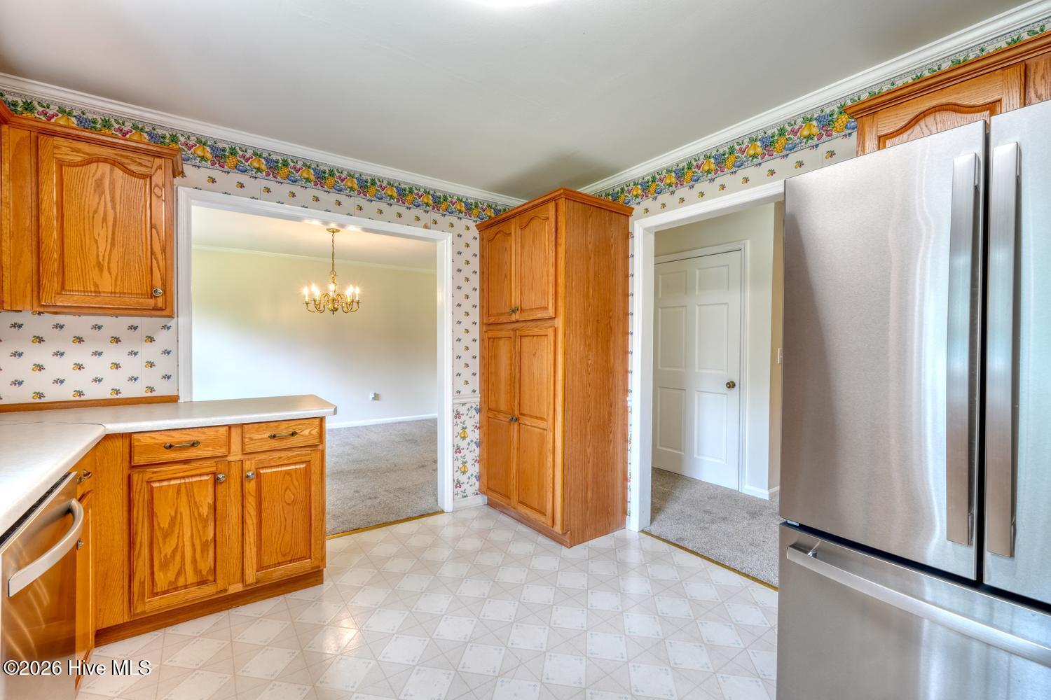 151 Sharp Top Circle Property Photo 21