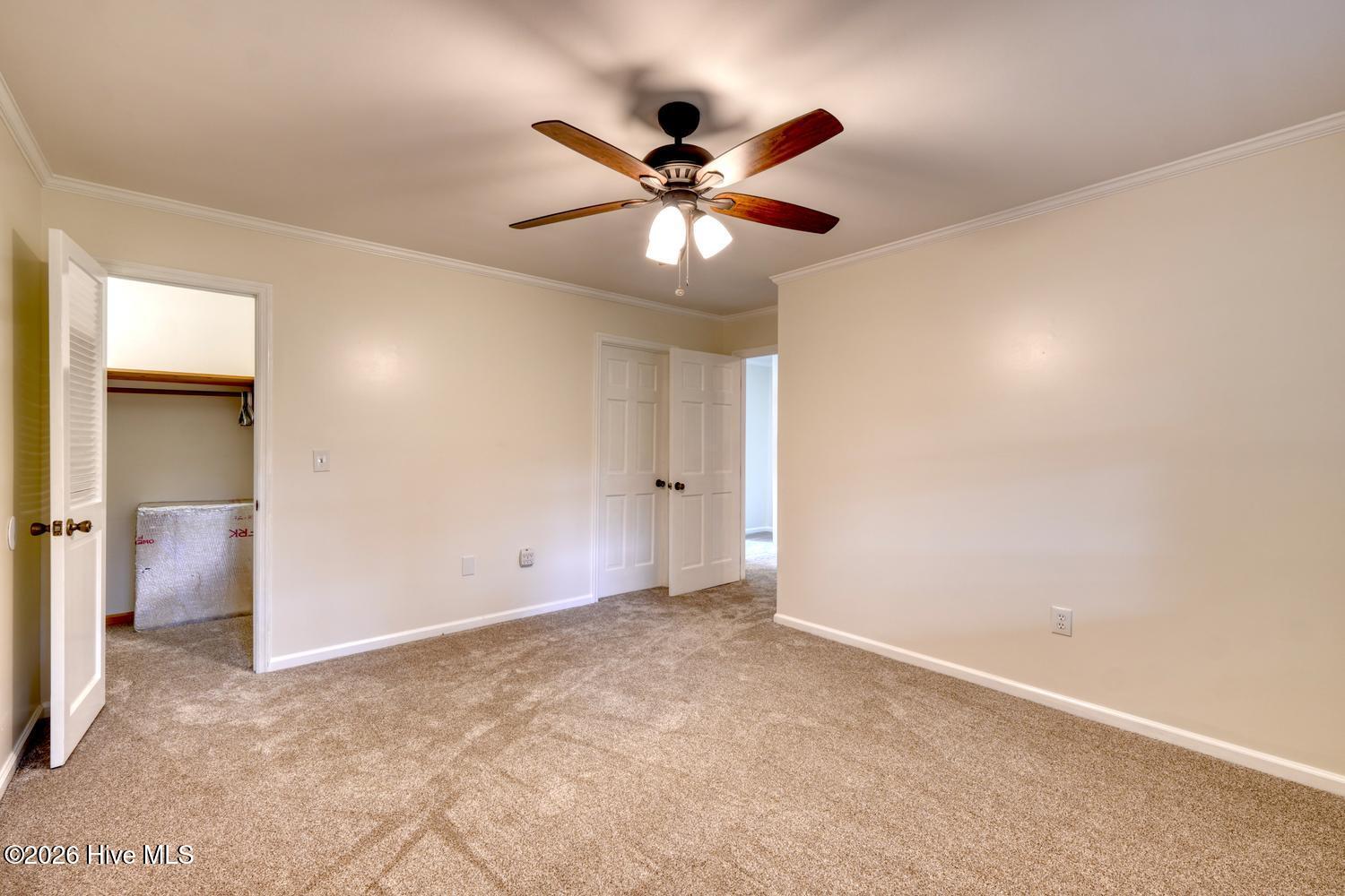 151 Sharp Top Circle Property Photo 27