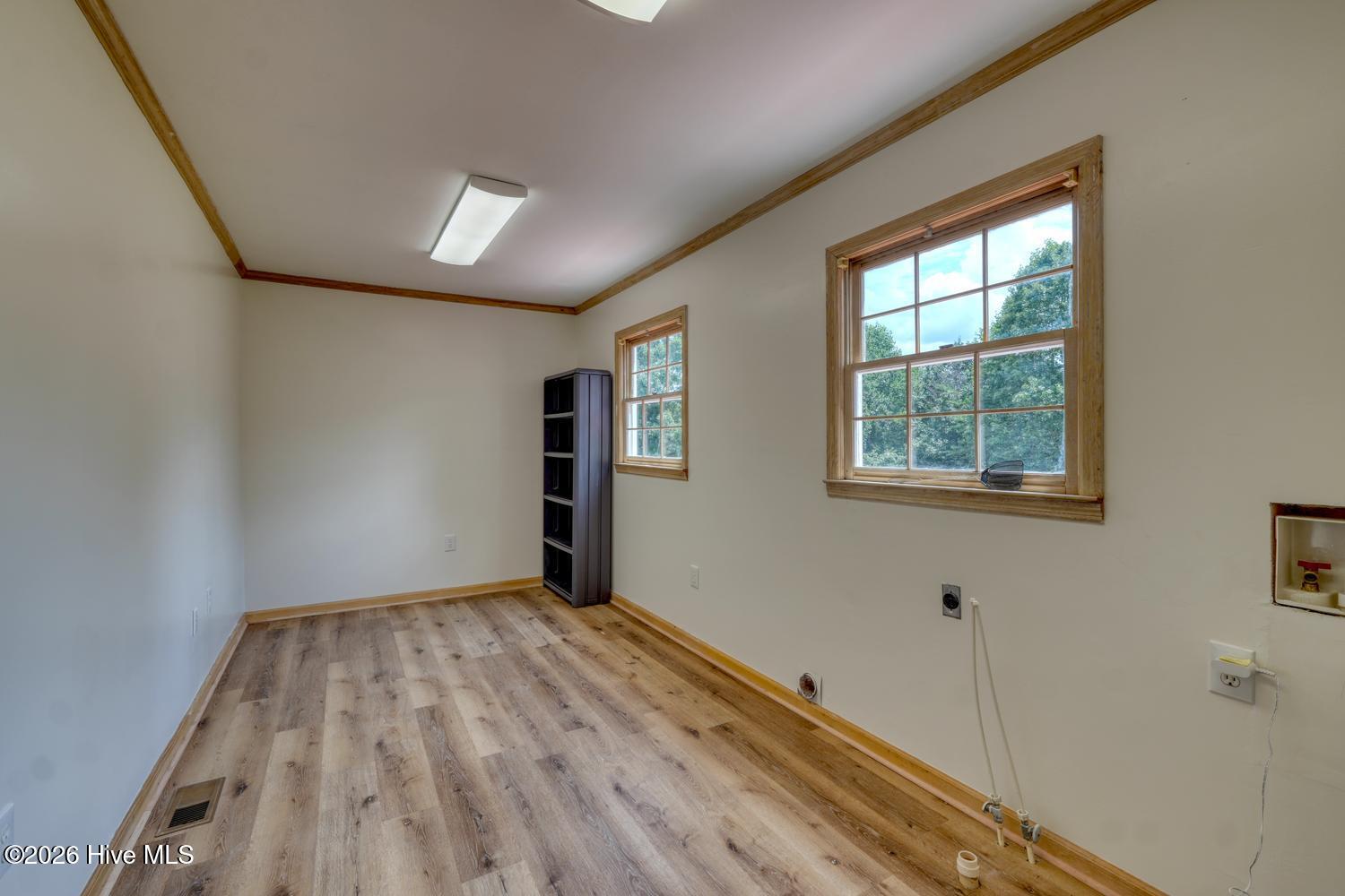151 Sharp Top Circle Property Photo 29
