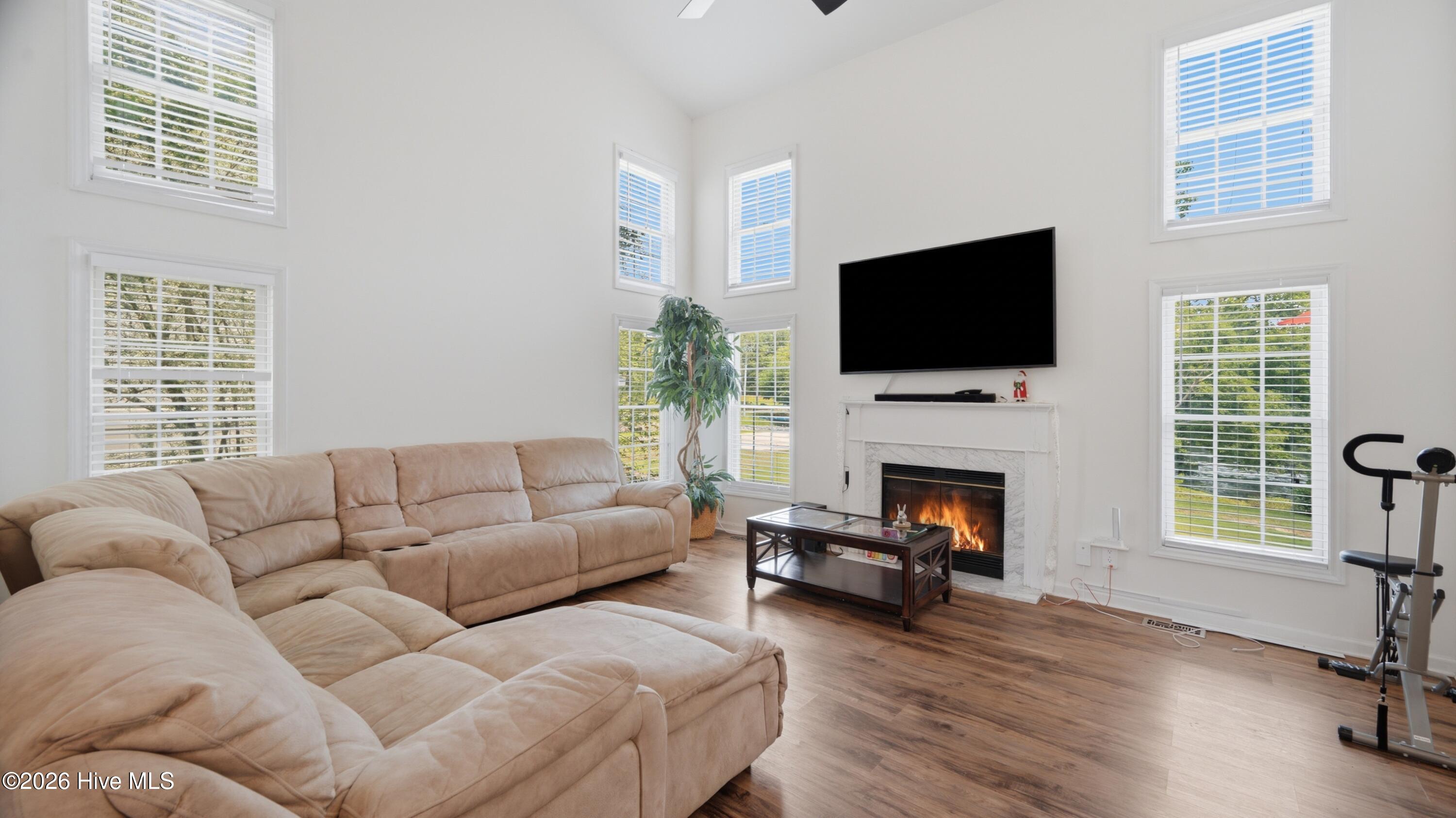 608 Marsh Grass Drive Property Photo 3