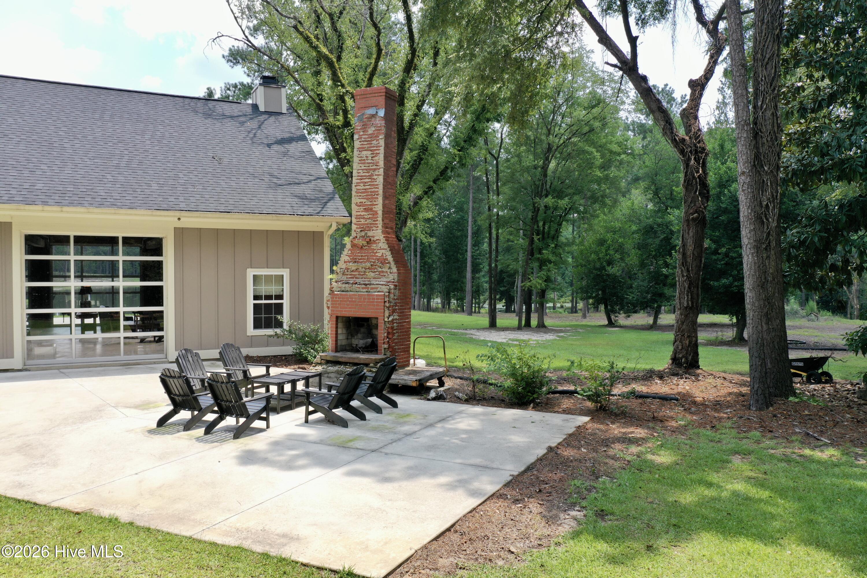300 Keith Lane Property Photo 5