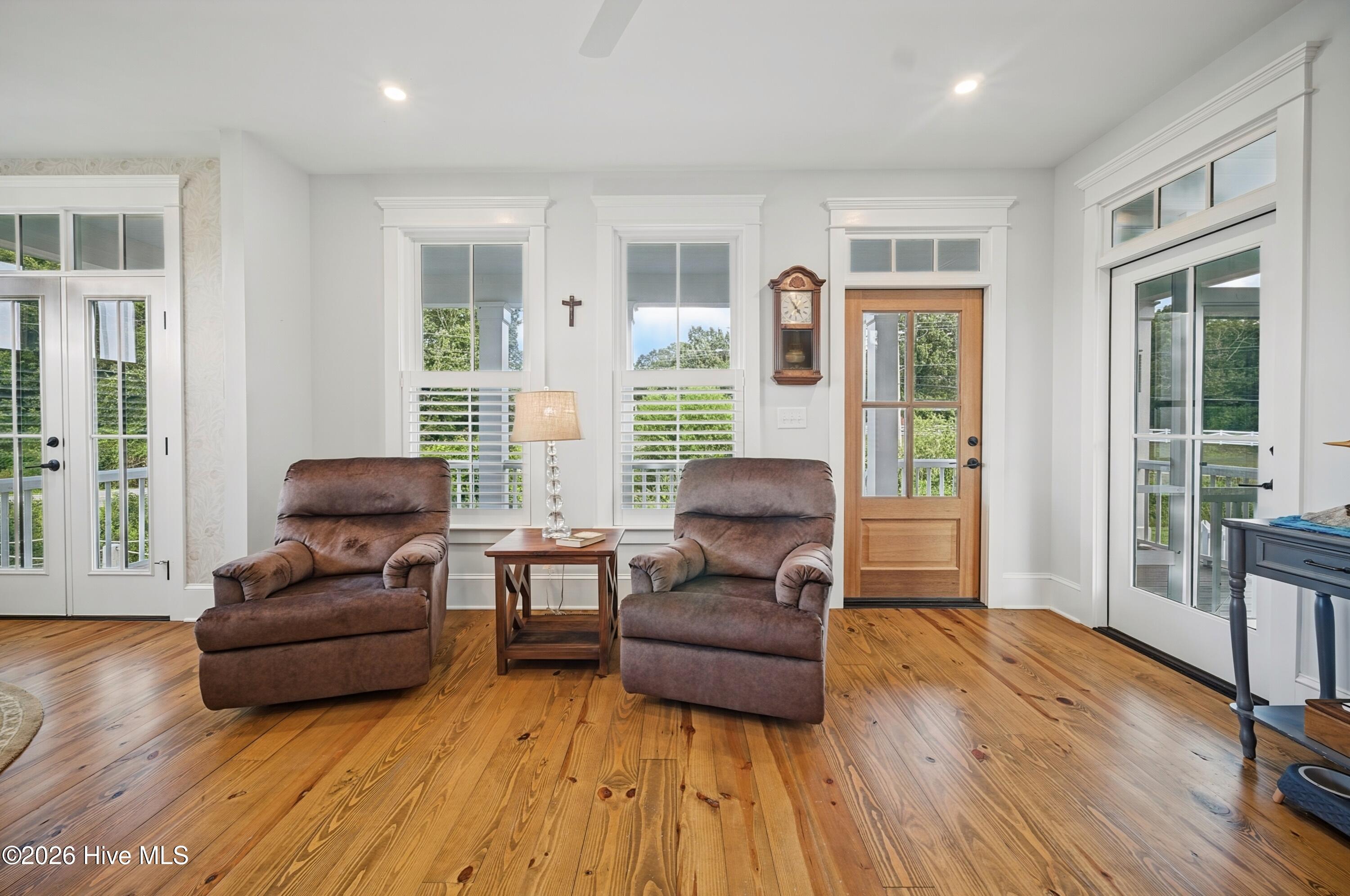 105 Stonewall Lane Property Photo 4