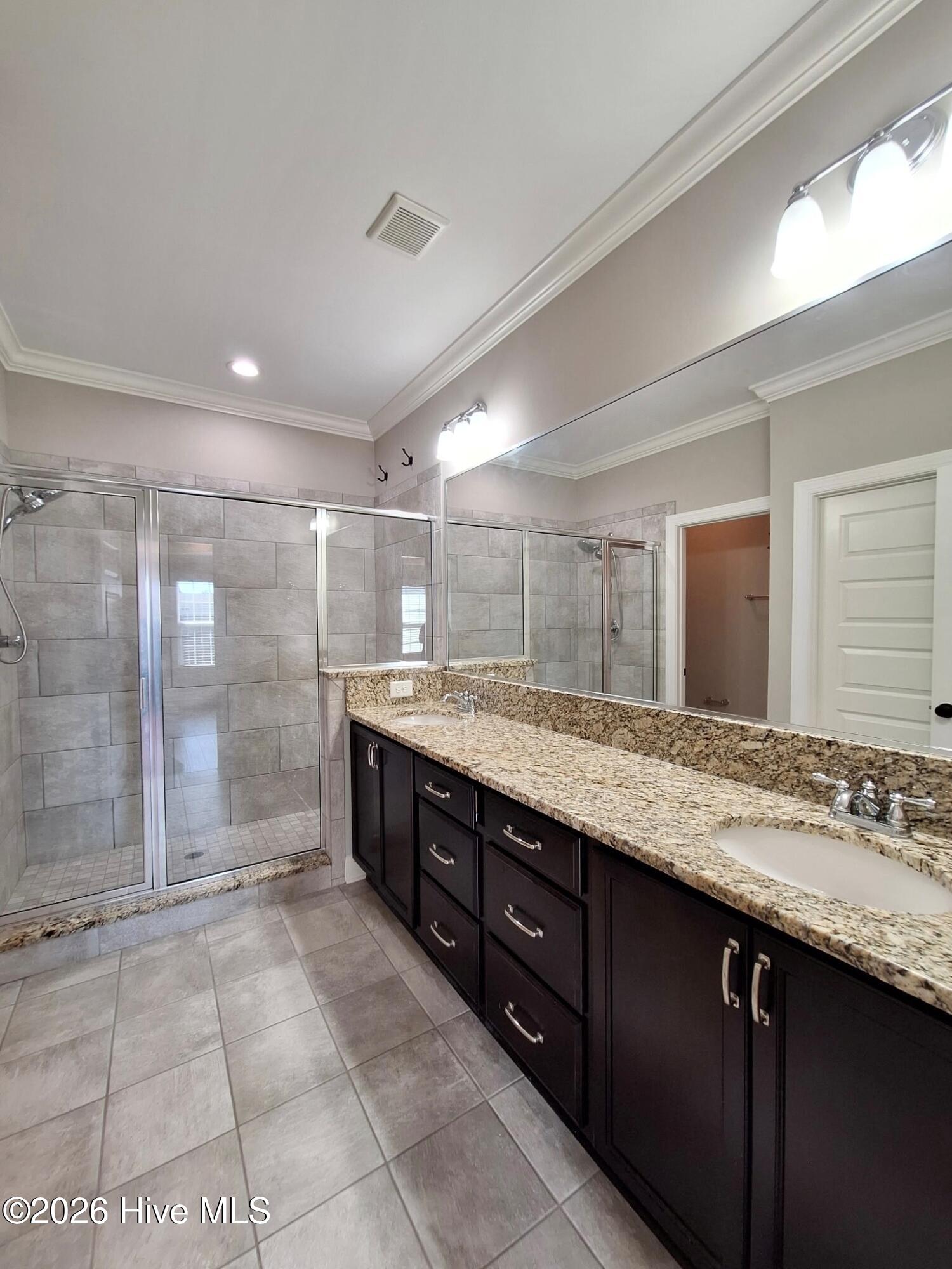 2109 Remington Court B Property Photo 14