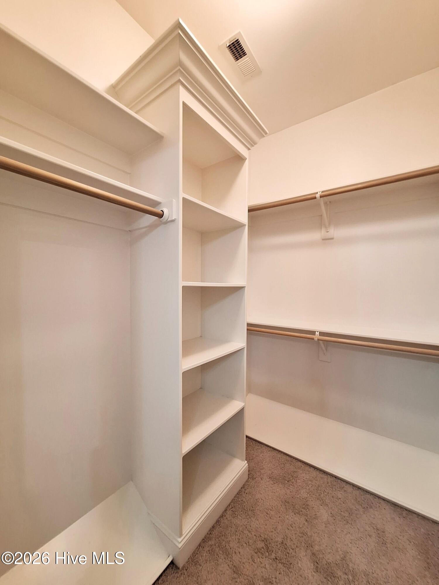 2109 Remington Court B Property Photo 16