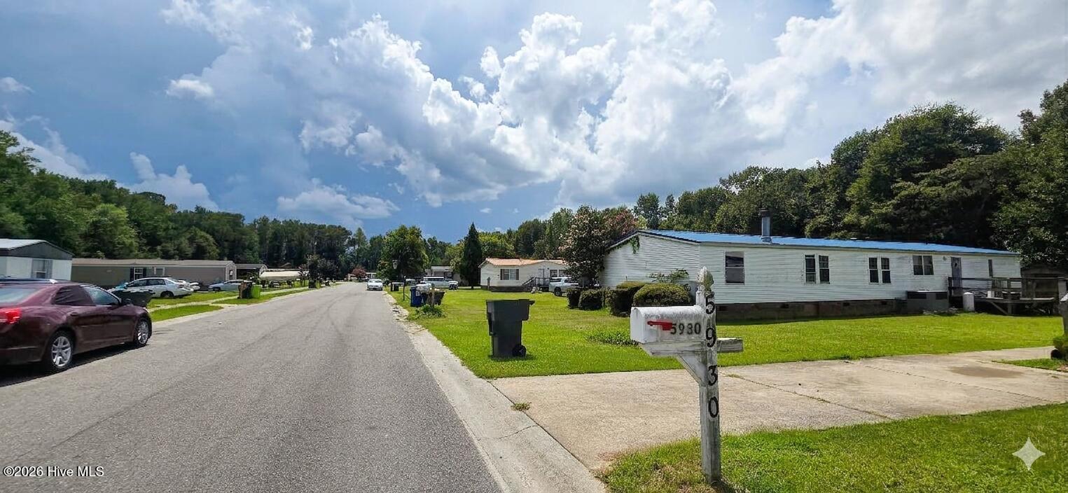 5930 Hibernia Drive Property Photo 11