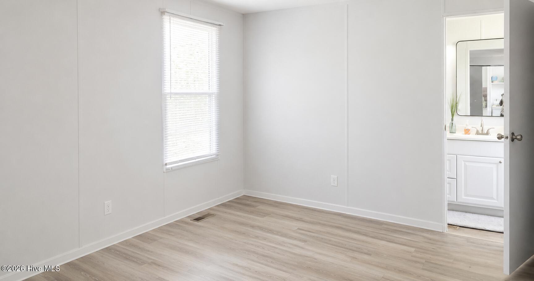 4613 Oak Crest Drive Se Property Photo 7
