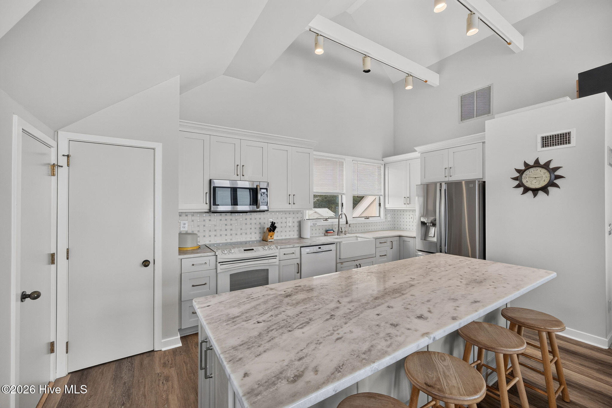 1113 Fort Fisher Boulevard S (share #4) Property Photo 12