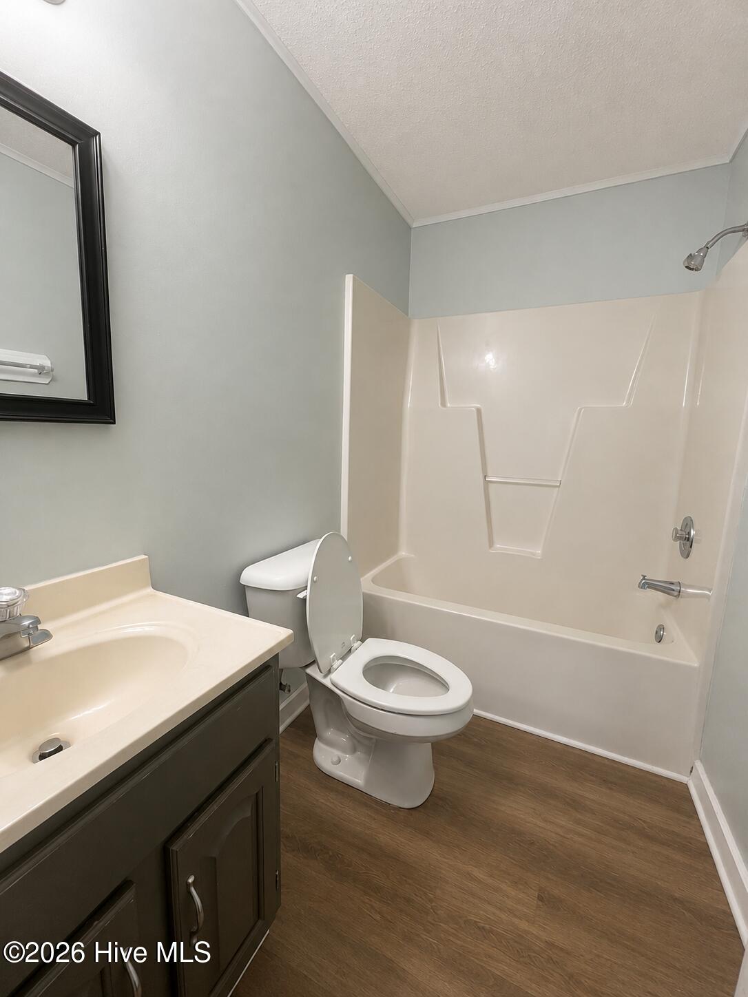 1303 King Street Property Photo 8