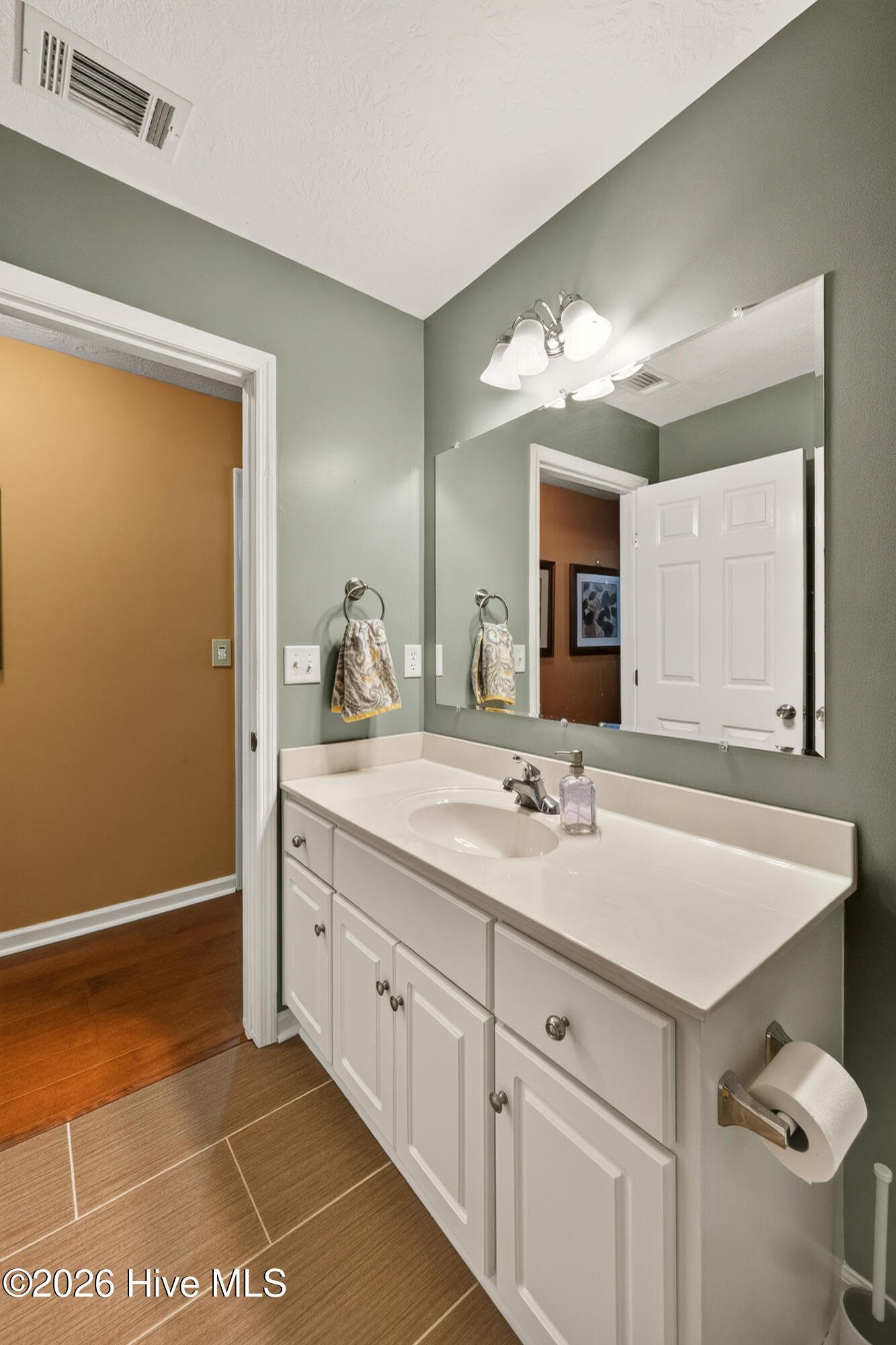 1165 Carriage Drive Property Photo 26
