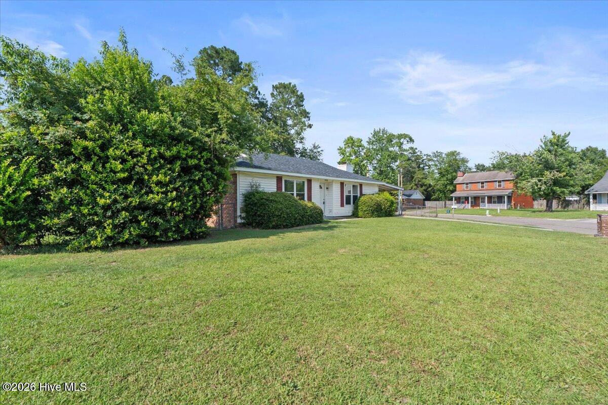 1910 Neptune Drive Property Photo 1