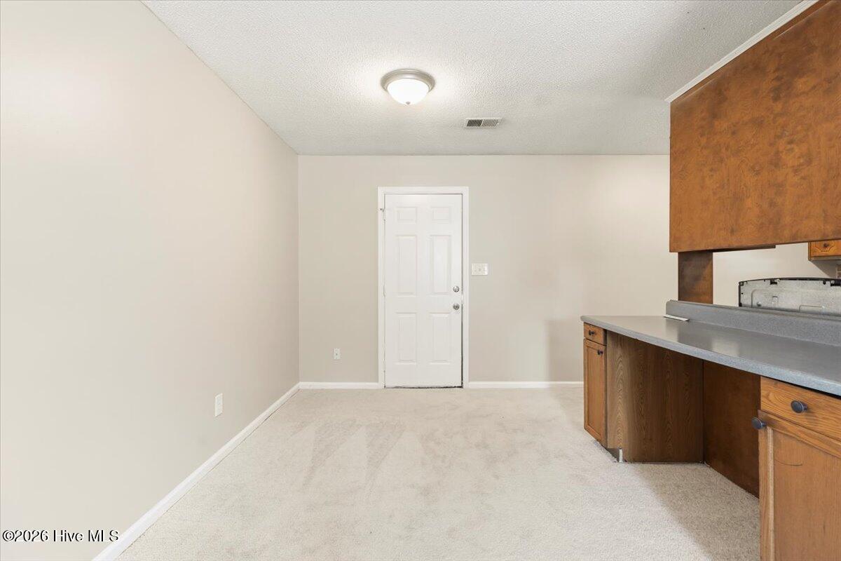 1910 Neptune Drive Property Photo 7