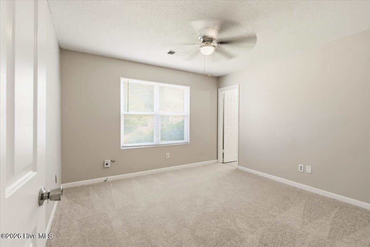 1910 Neptune Drive Property Photo 14