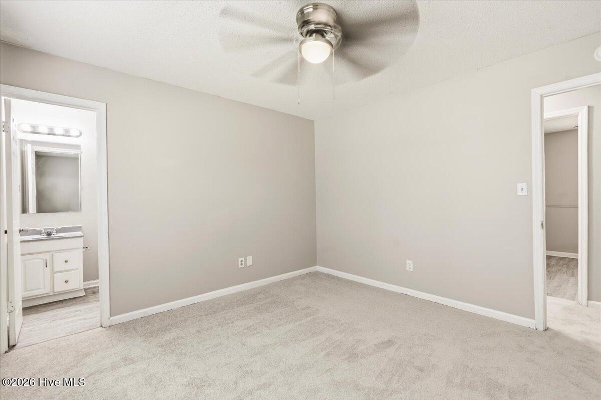 1910 Neptune Drive Property Photo 16