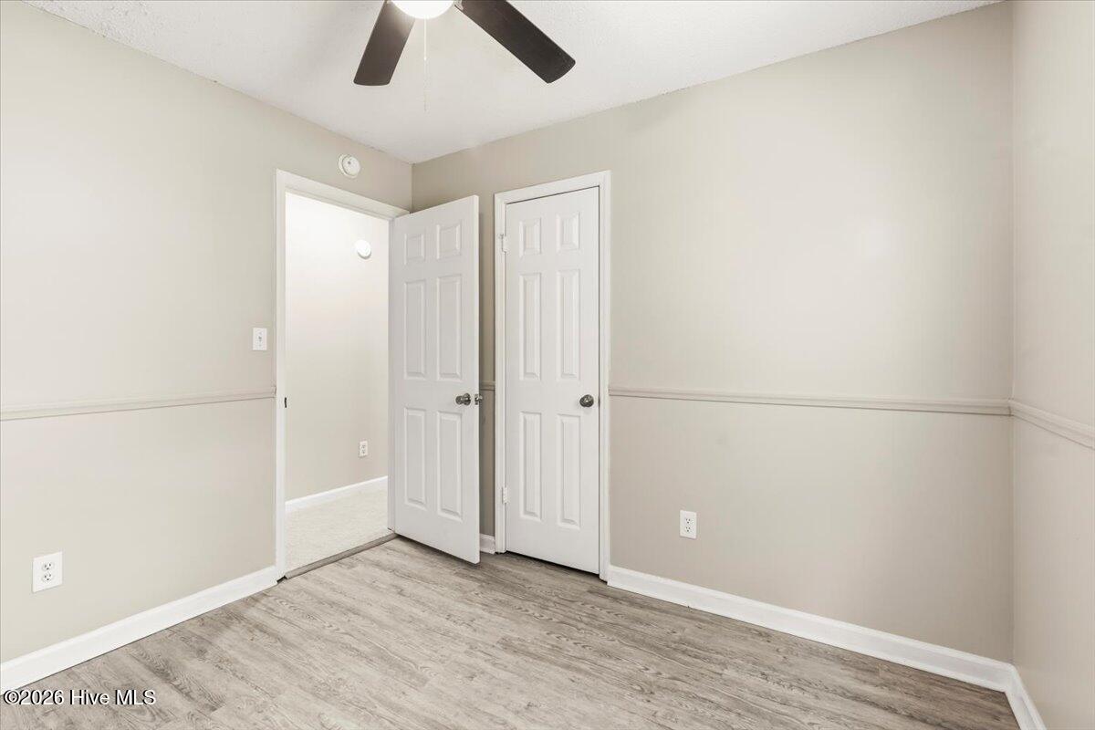 1910 Neptune Drive Property Photo 19