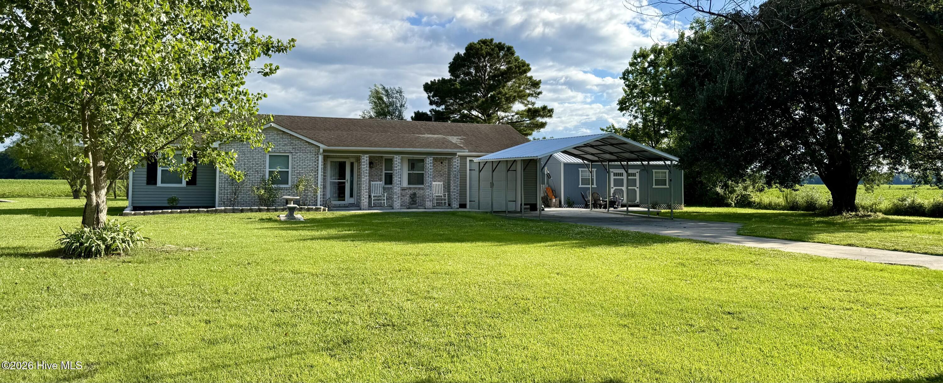 4933 White Oak River Road Property Photo 1