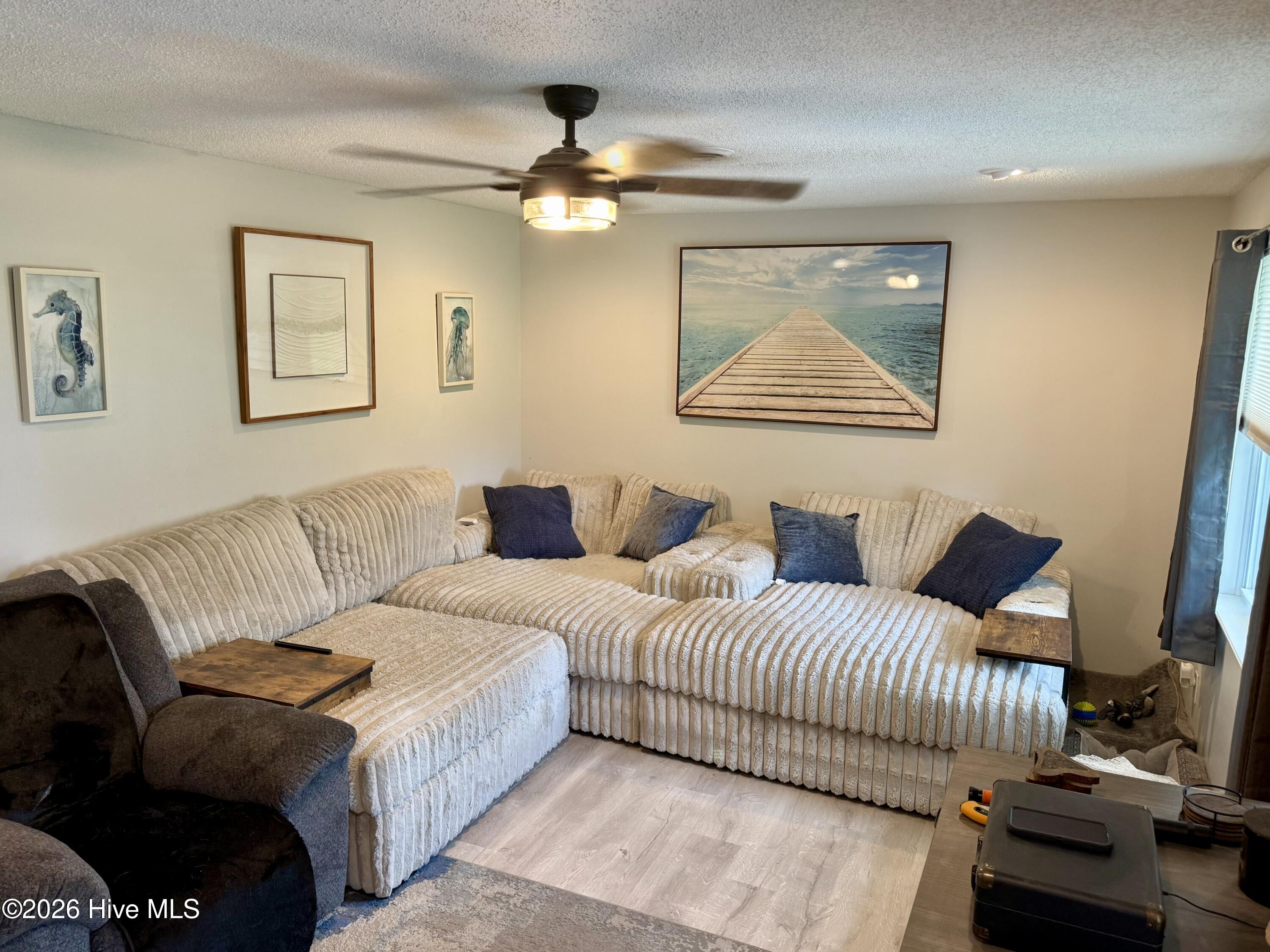 4933 White Oak River Road Property Photo 3