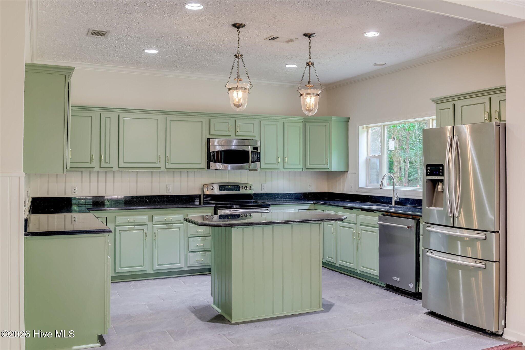 141 Roberts Road Property Photo 18