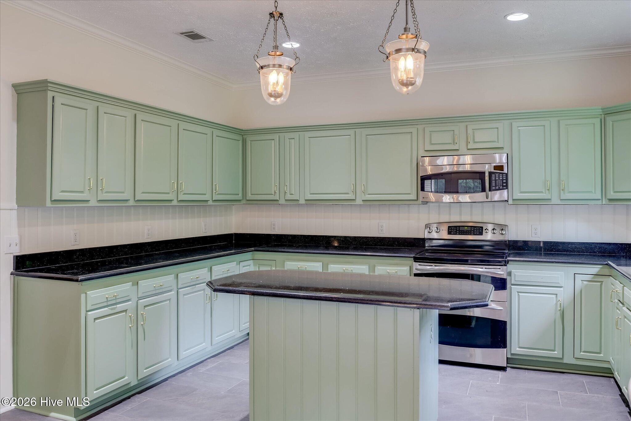 141 Roberts Road Property Photo 20