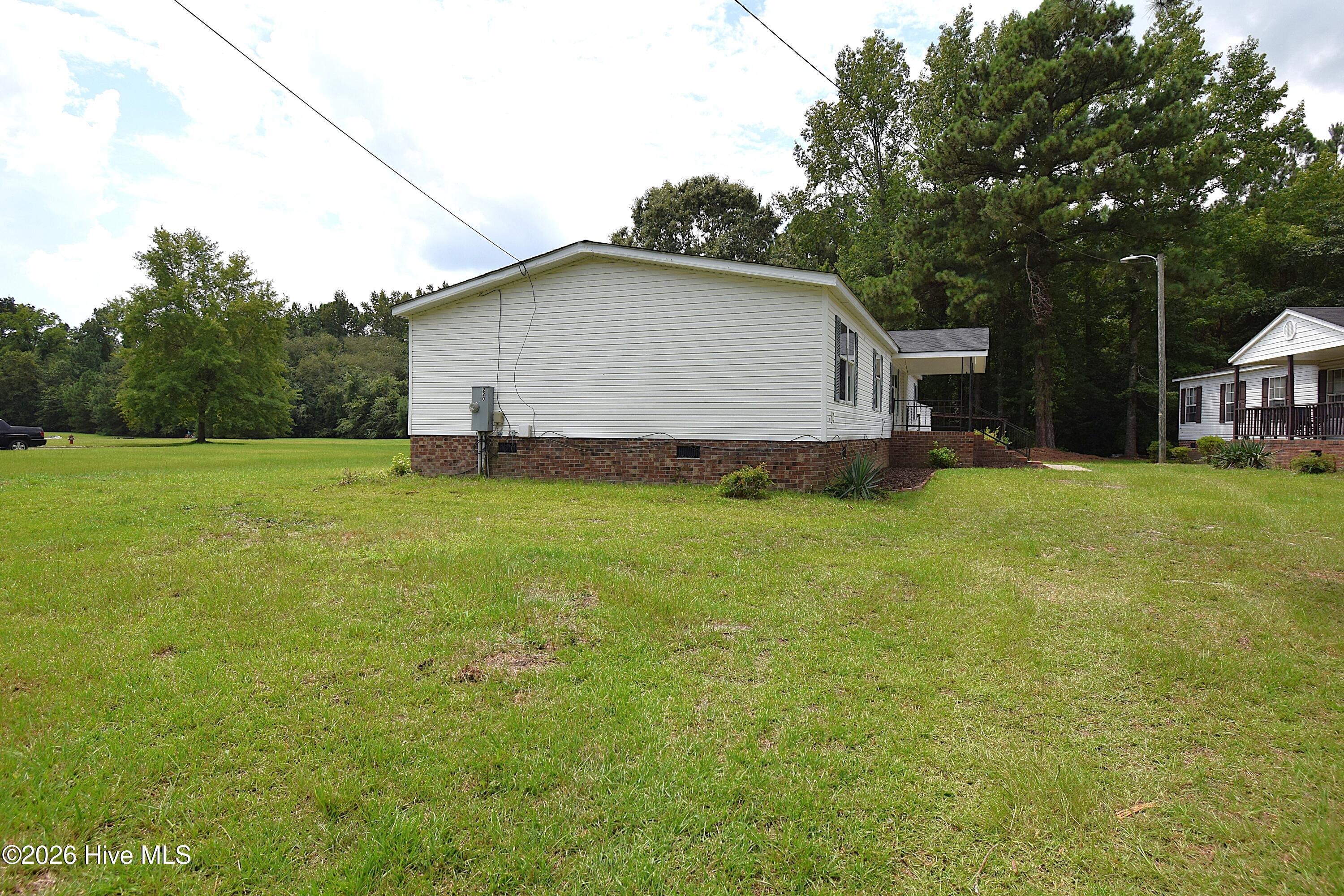 220 Main Street Property Photo 24