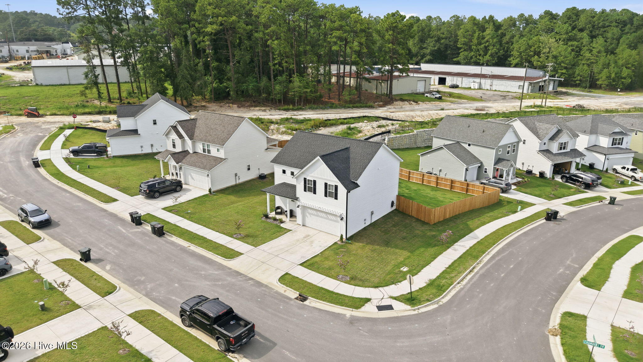 621 Chambers Drive Property Photo 4