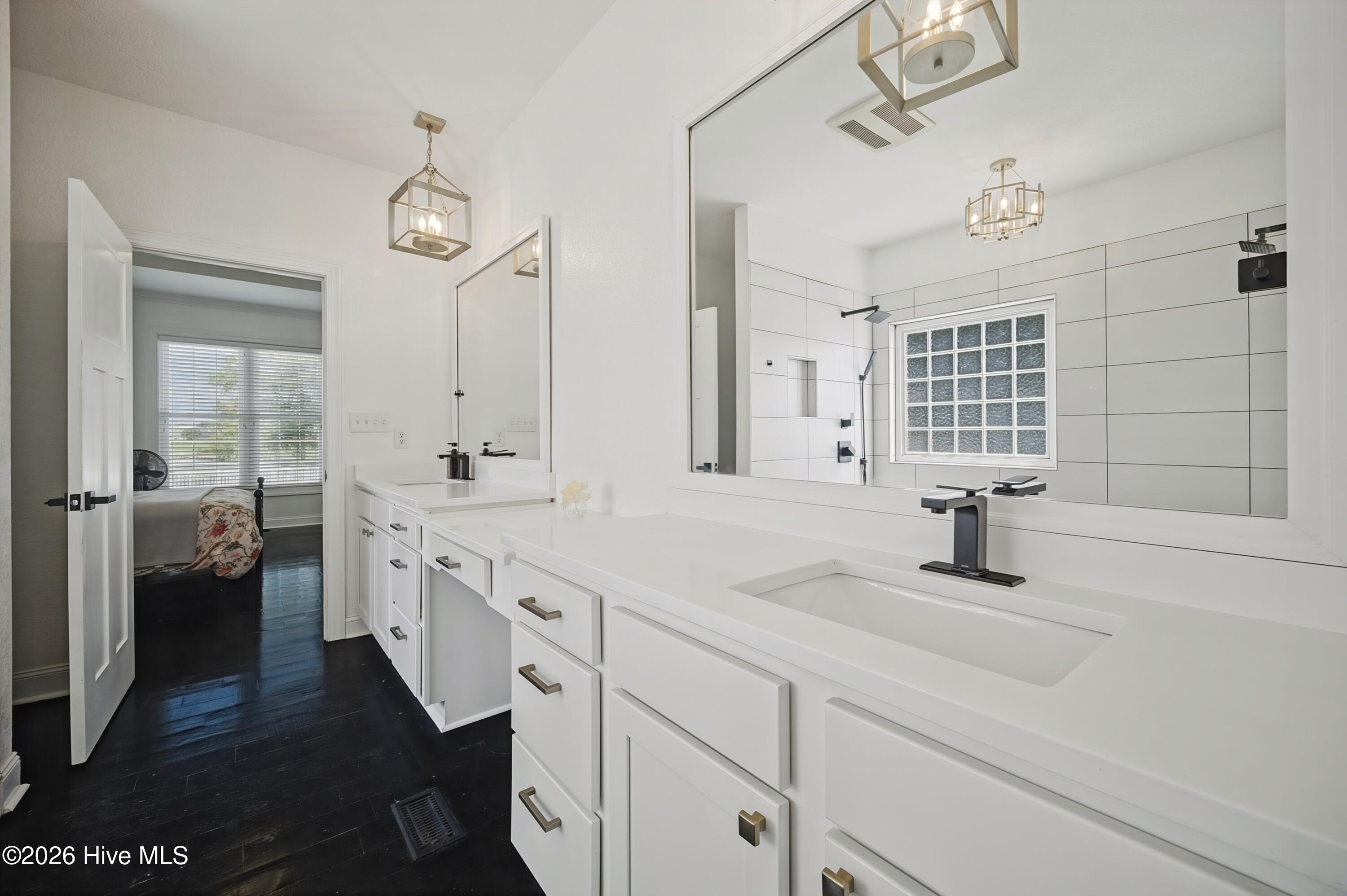 117 Pelican Pointe Drive Property Photo 18