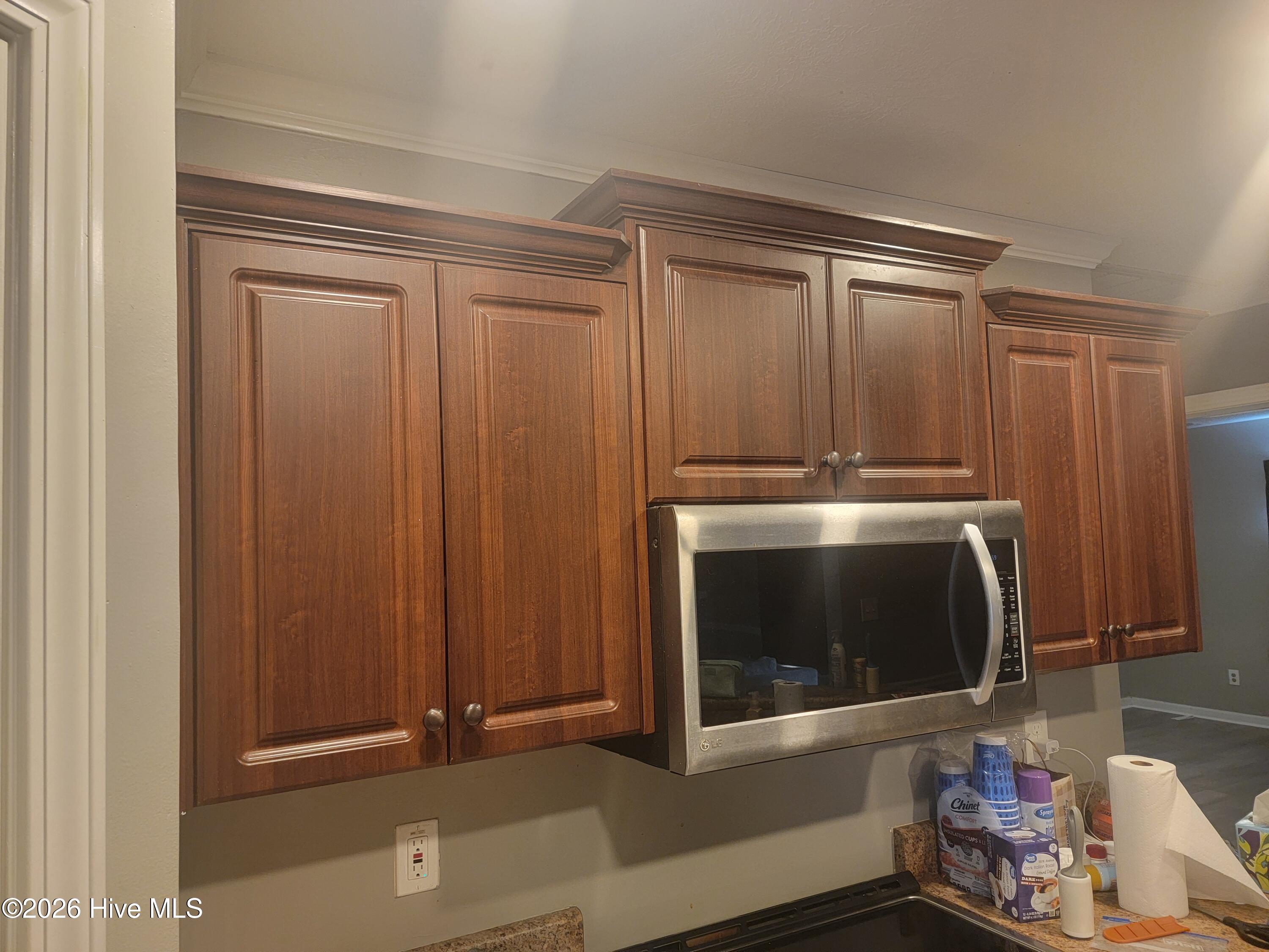 810 Reynolds Court Property Photo 5