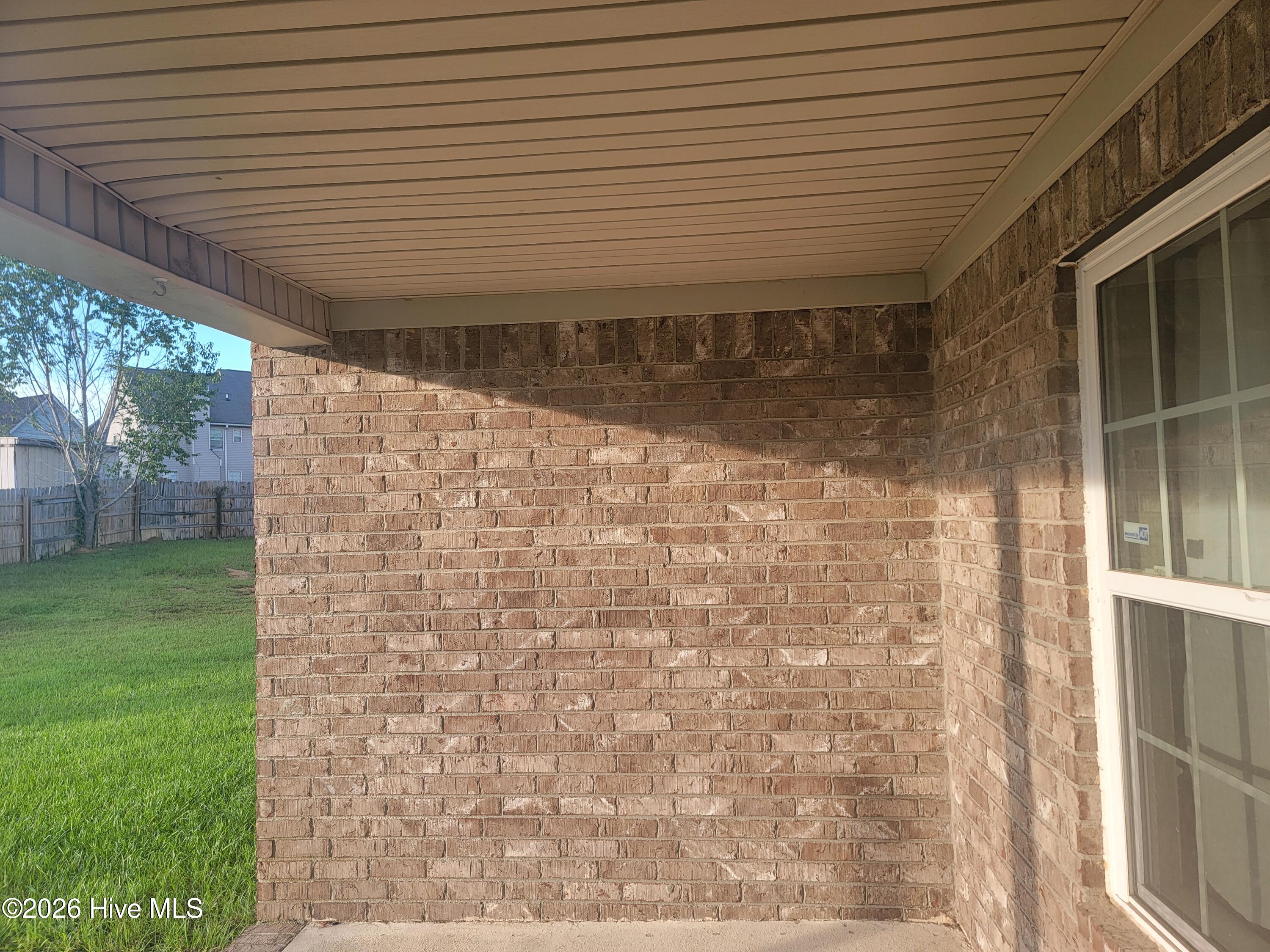 810 Reynolds Court Property Photo 17