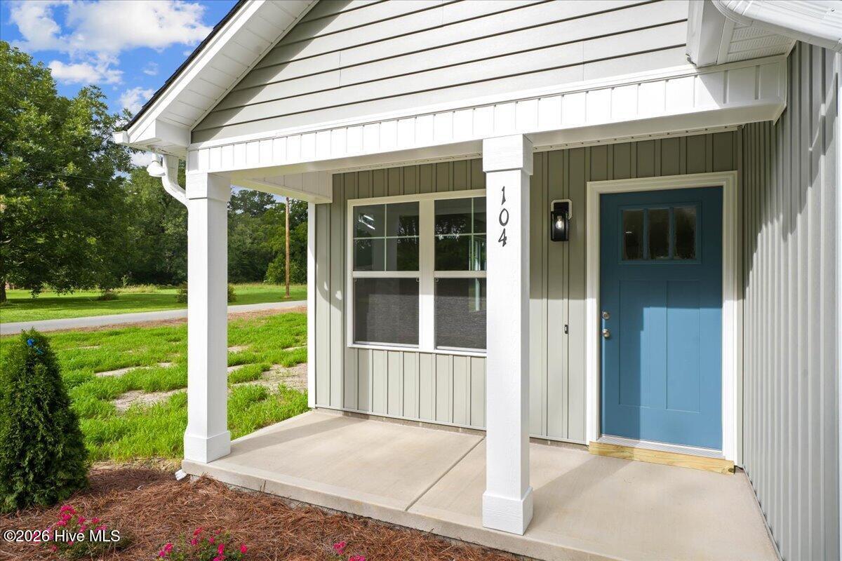104 Lee Street Property Photo 2