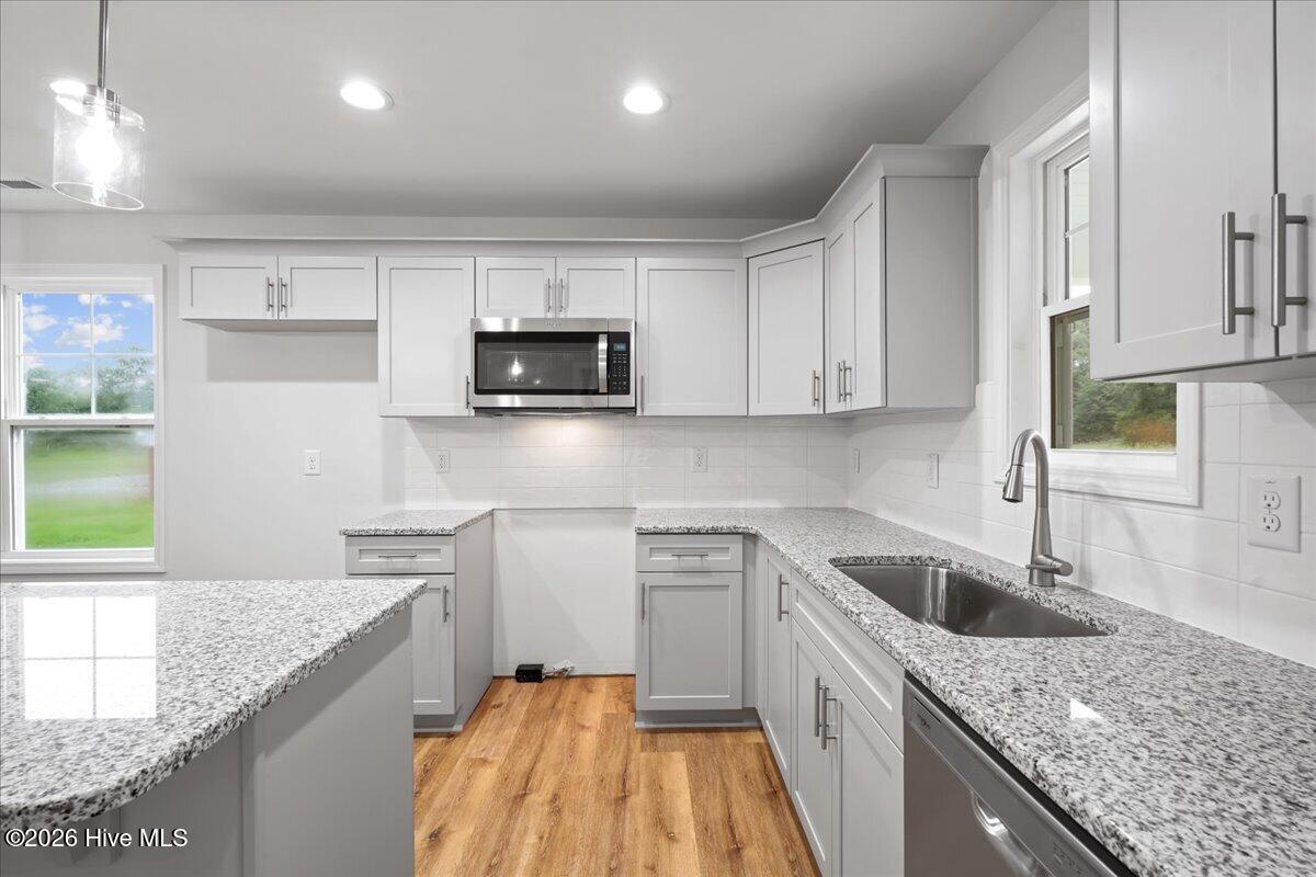 104 Lee Street Property Photo 8