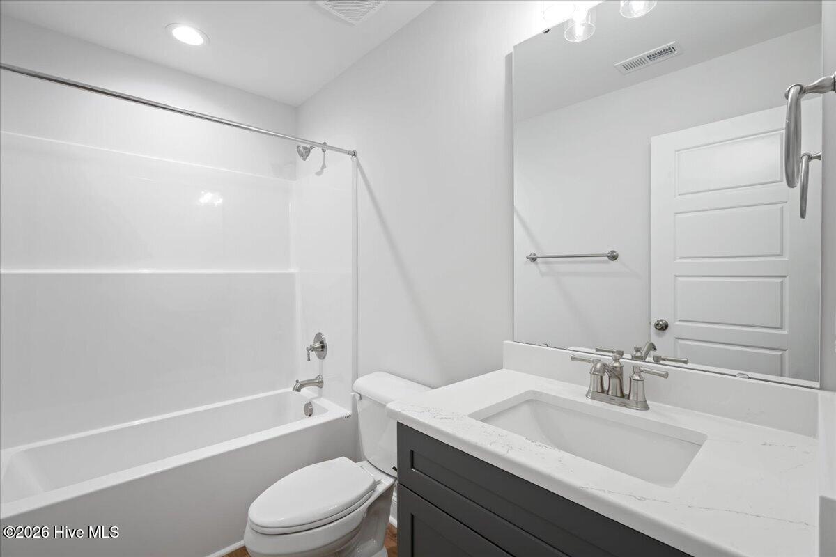 104 Lee Street Property Photo 23