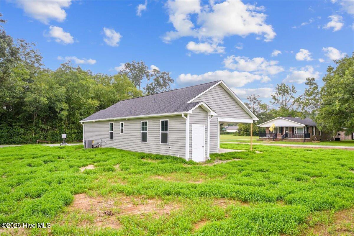 104 Lee Street Property Photo 27